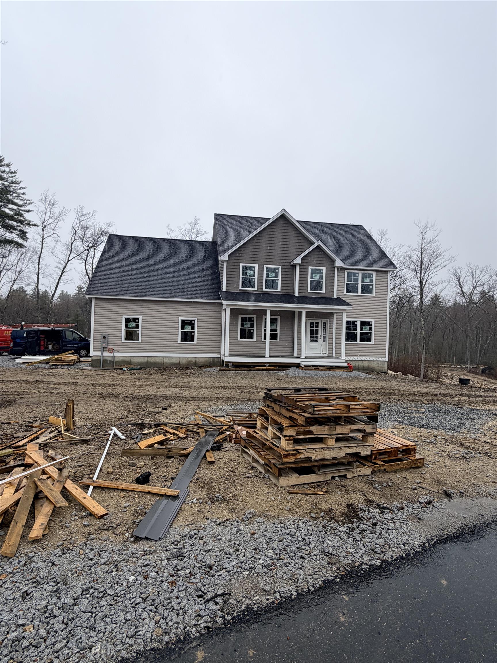 110 Laurel Rd, Hooksett, NH 03106