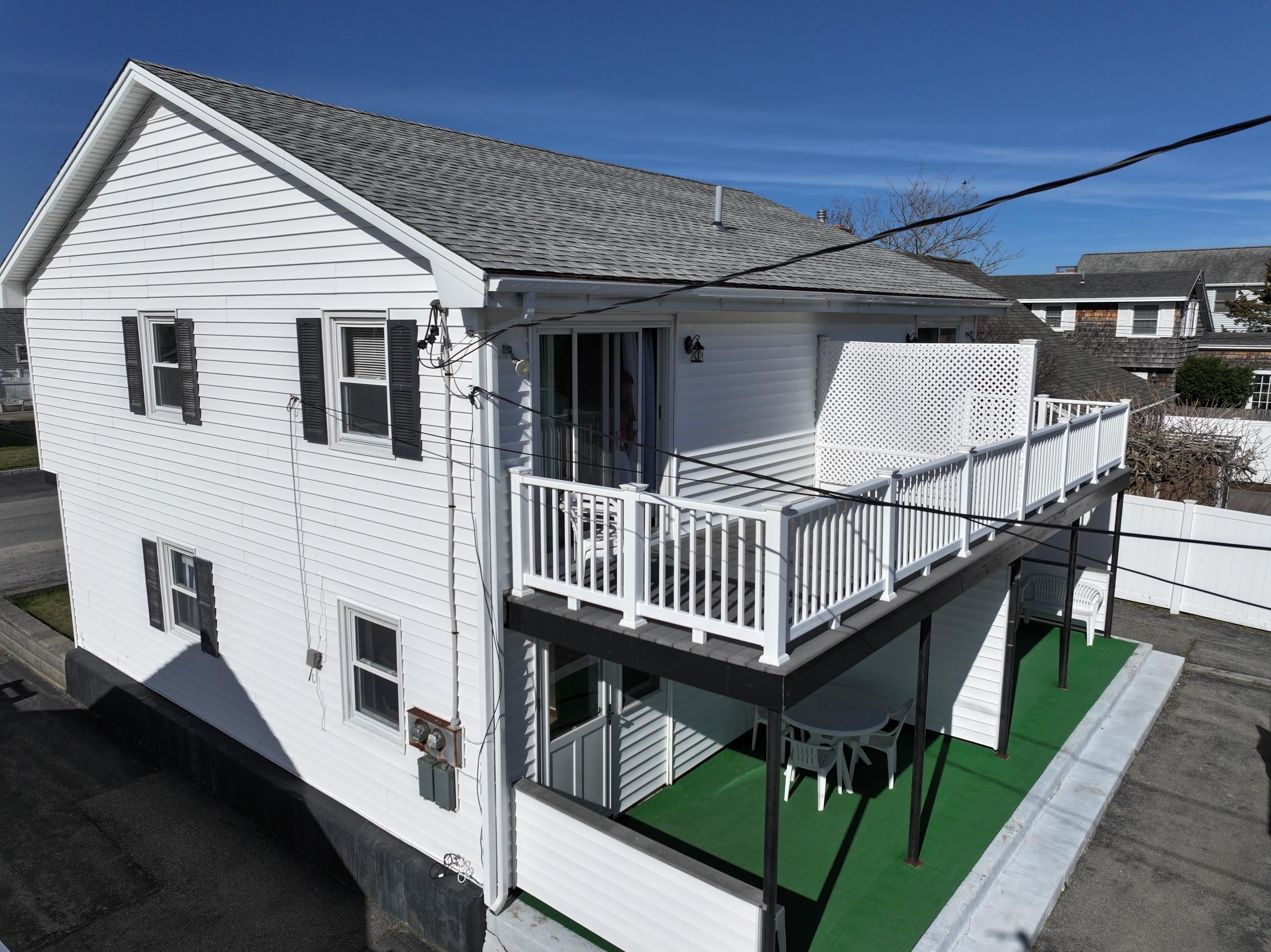 8 Nashua St, Seabrook, NH 03874
