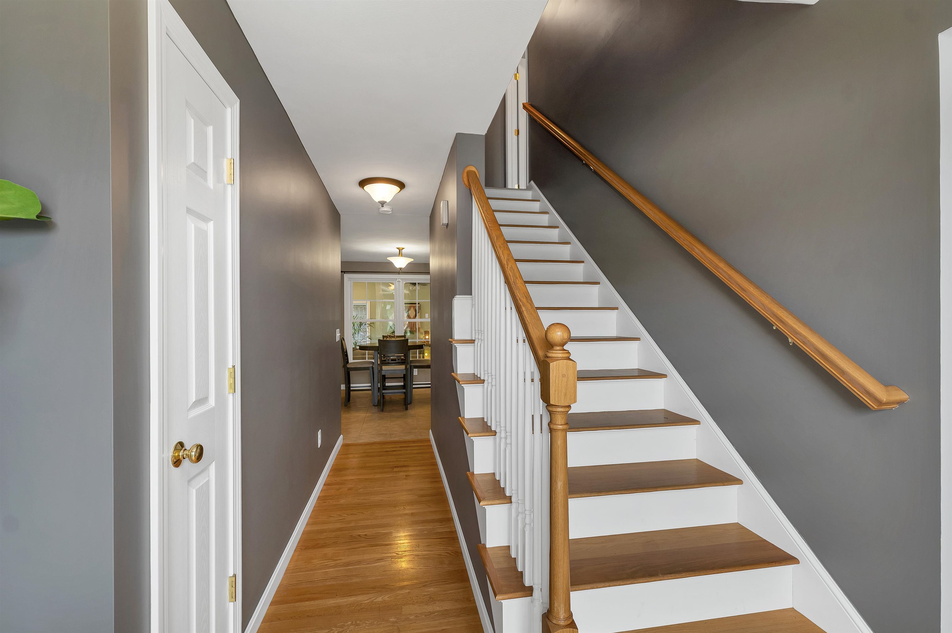 217 Steam Mill Rd, Auburn, NH 03032
