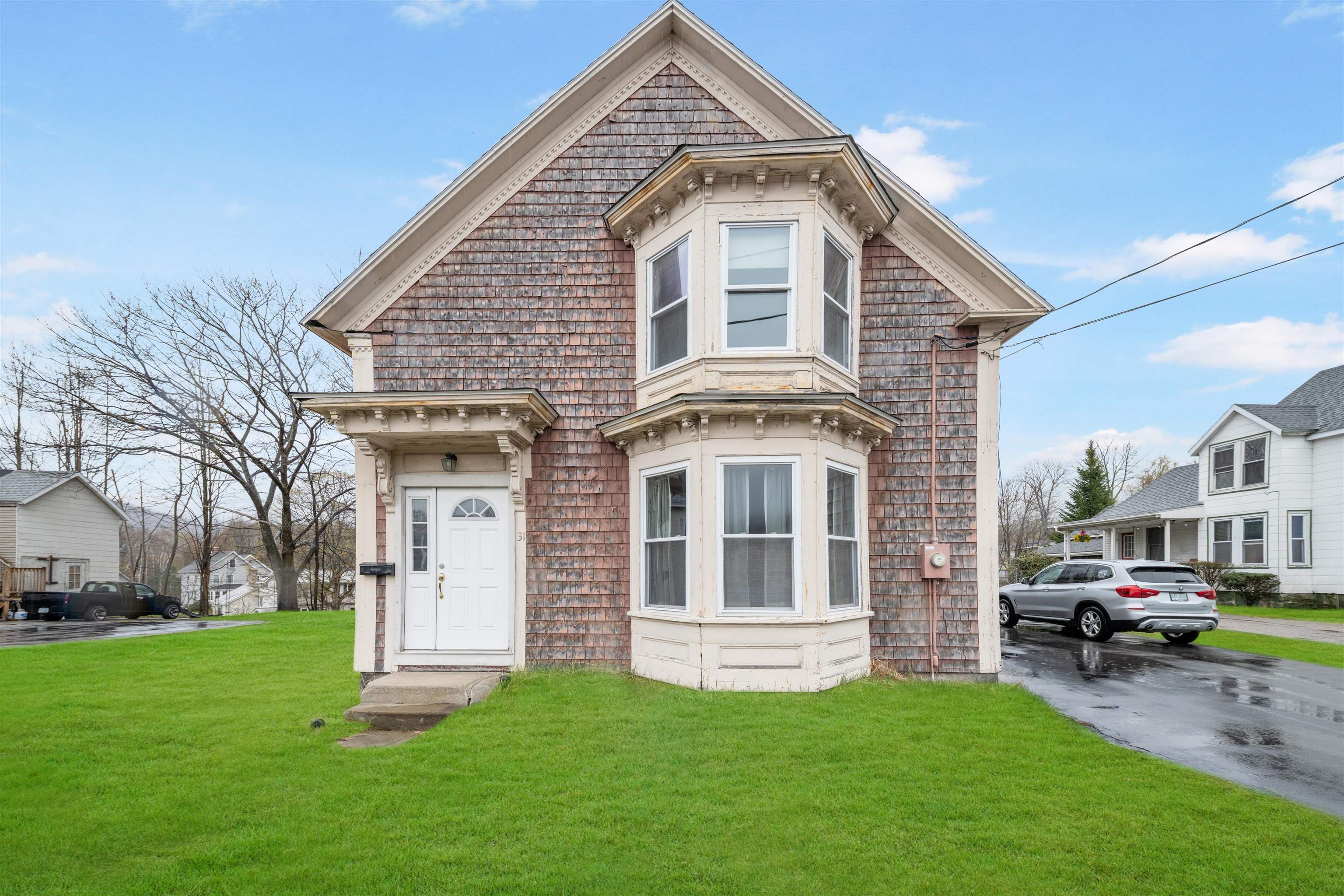 31 Glen Rd, Gorham, NH 03581
