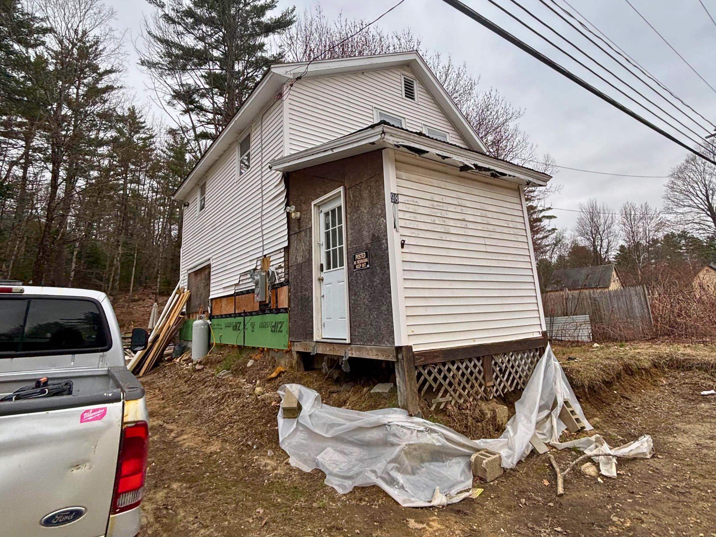 98 Whittier Road — photo 2