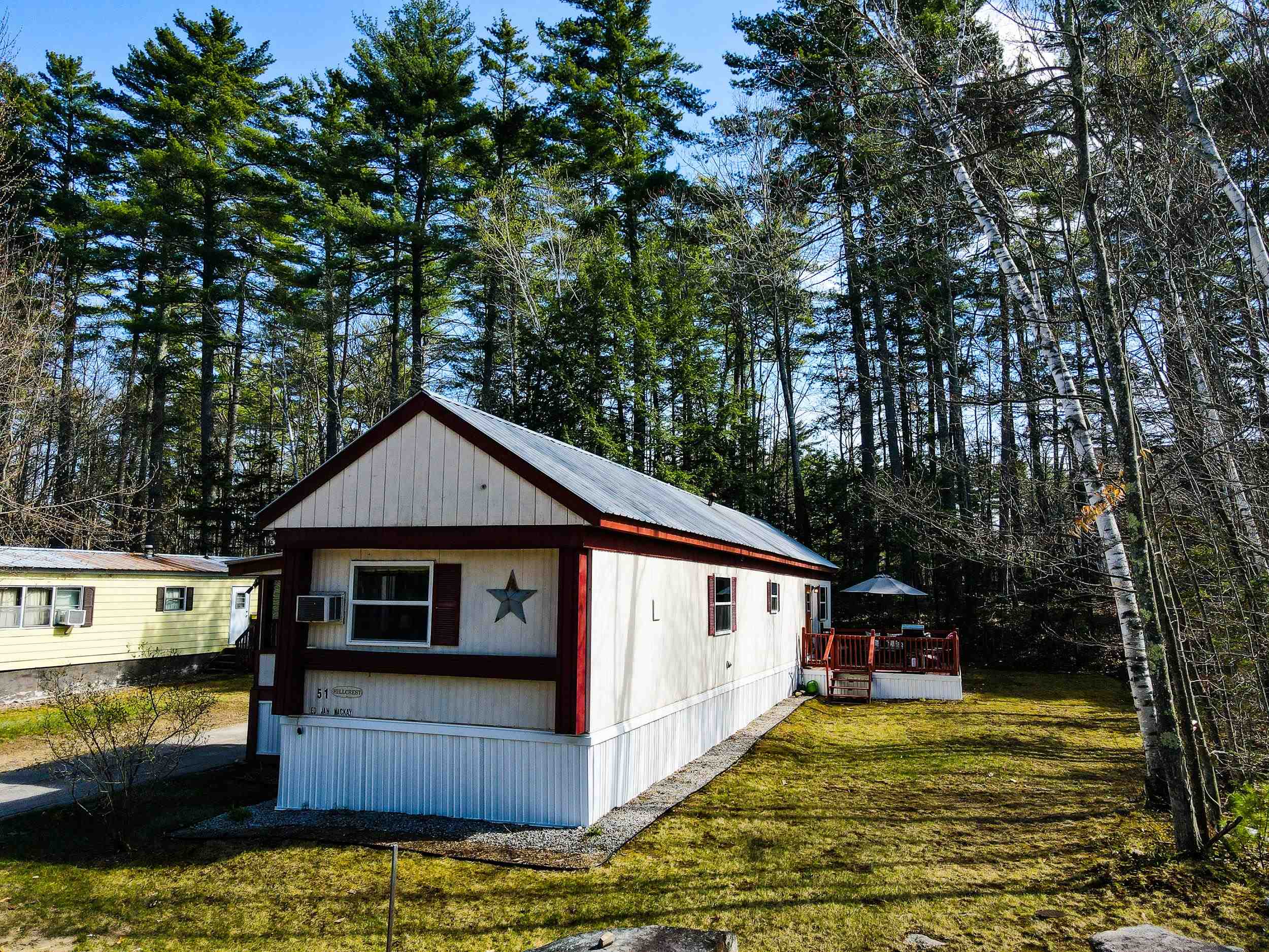 51 Tent Ave, Conway, NH 03818