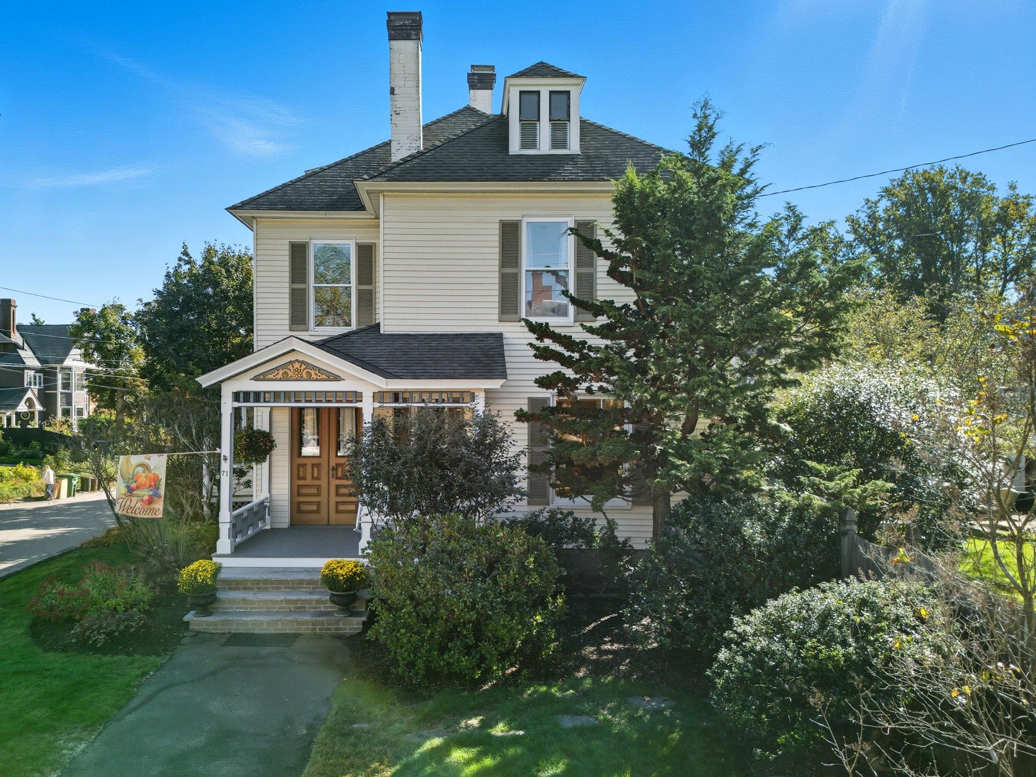 71 Concord St, Nashua, NH 03064