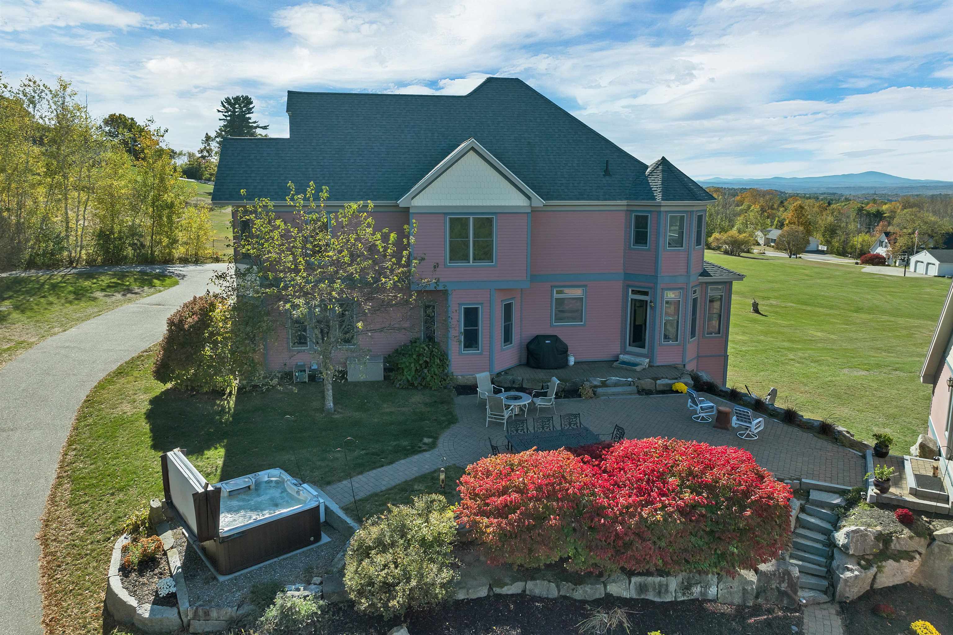 292 Liberty Hill Rd, Gilford, NH 03249
