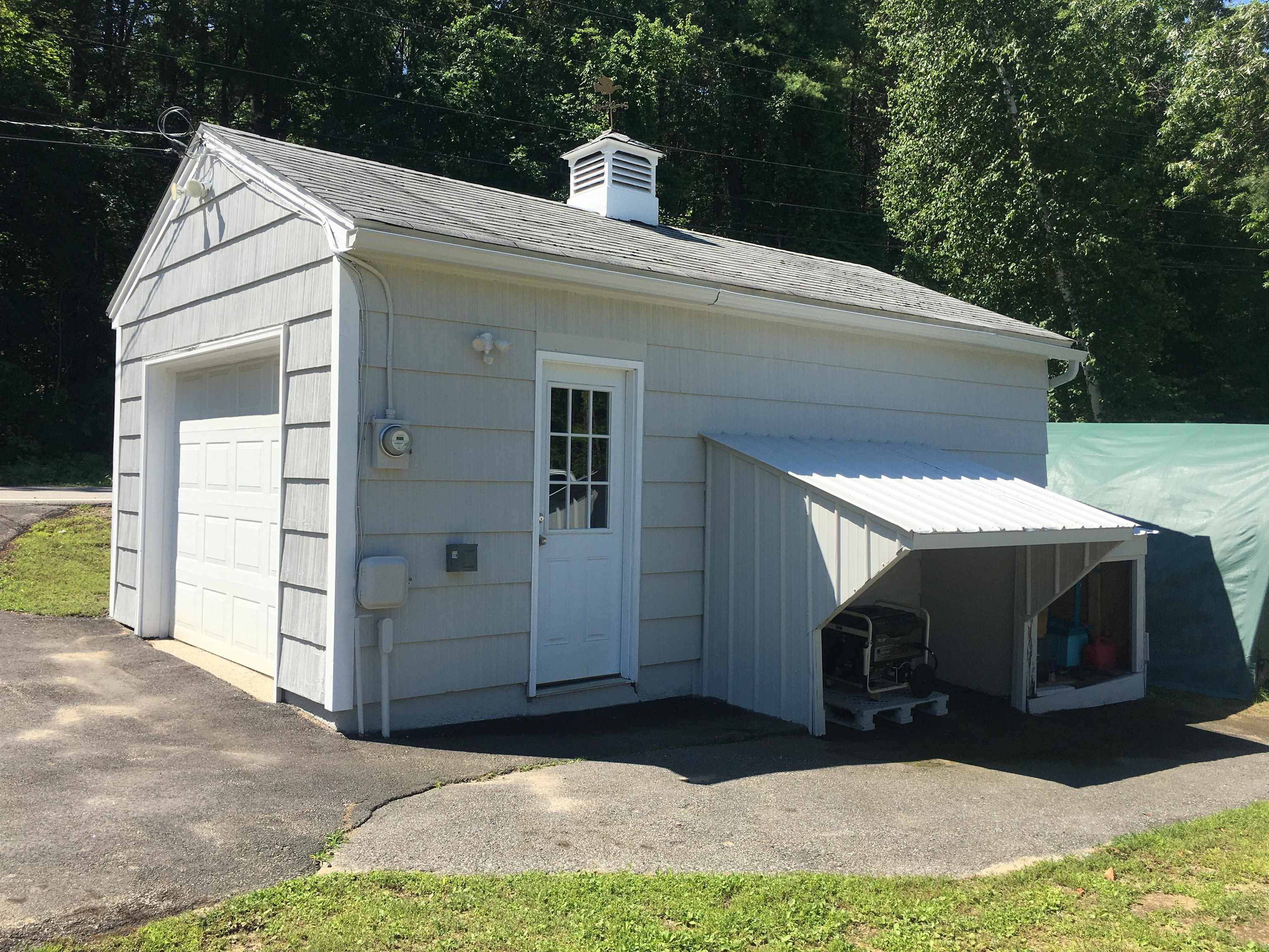 128 Old Lake Shore Rd, Gilford, NH 03249