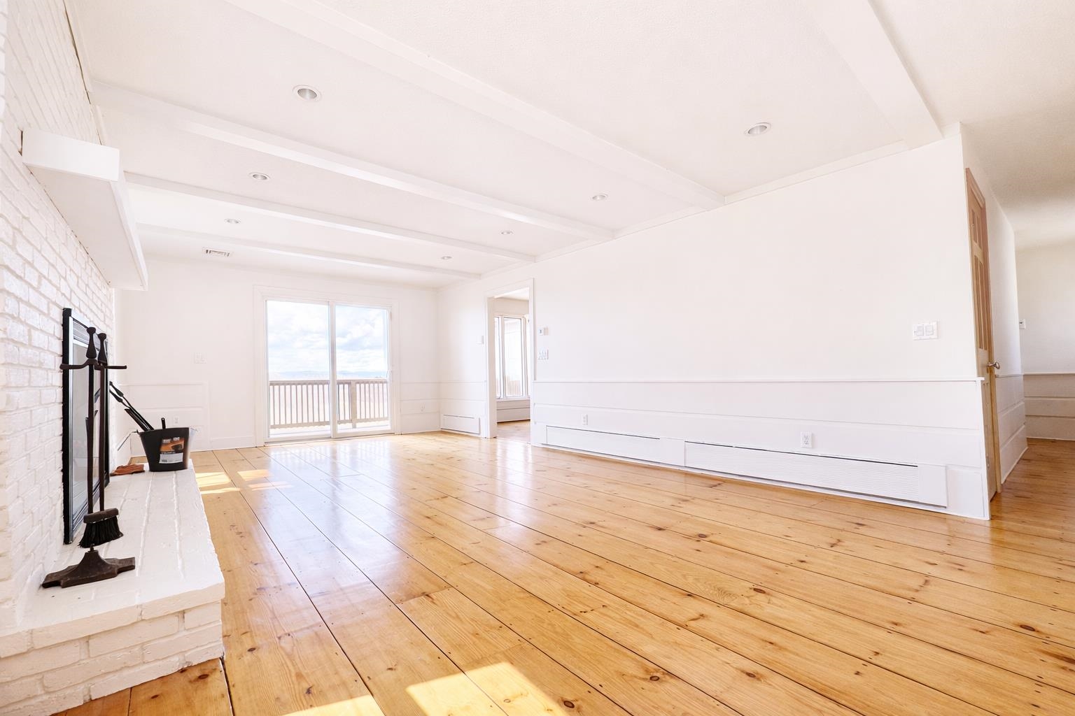 Living Room 25158936