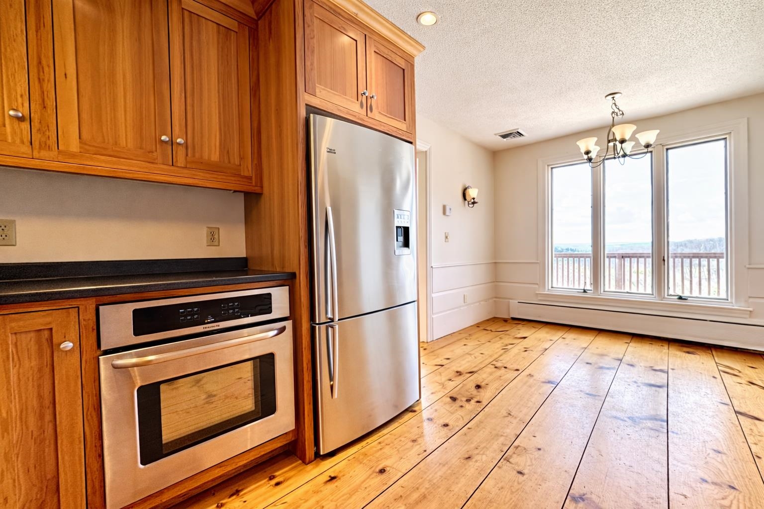 Kitchen-Dining 25158930