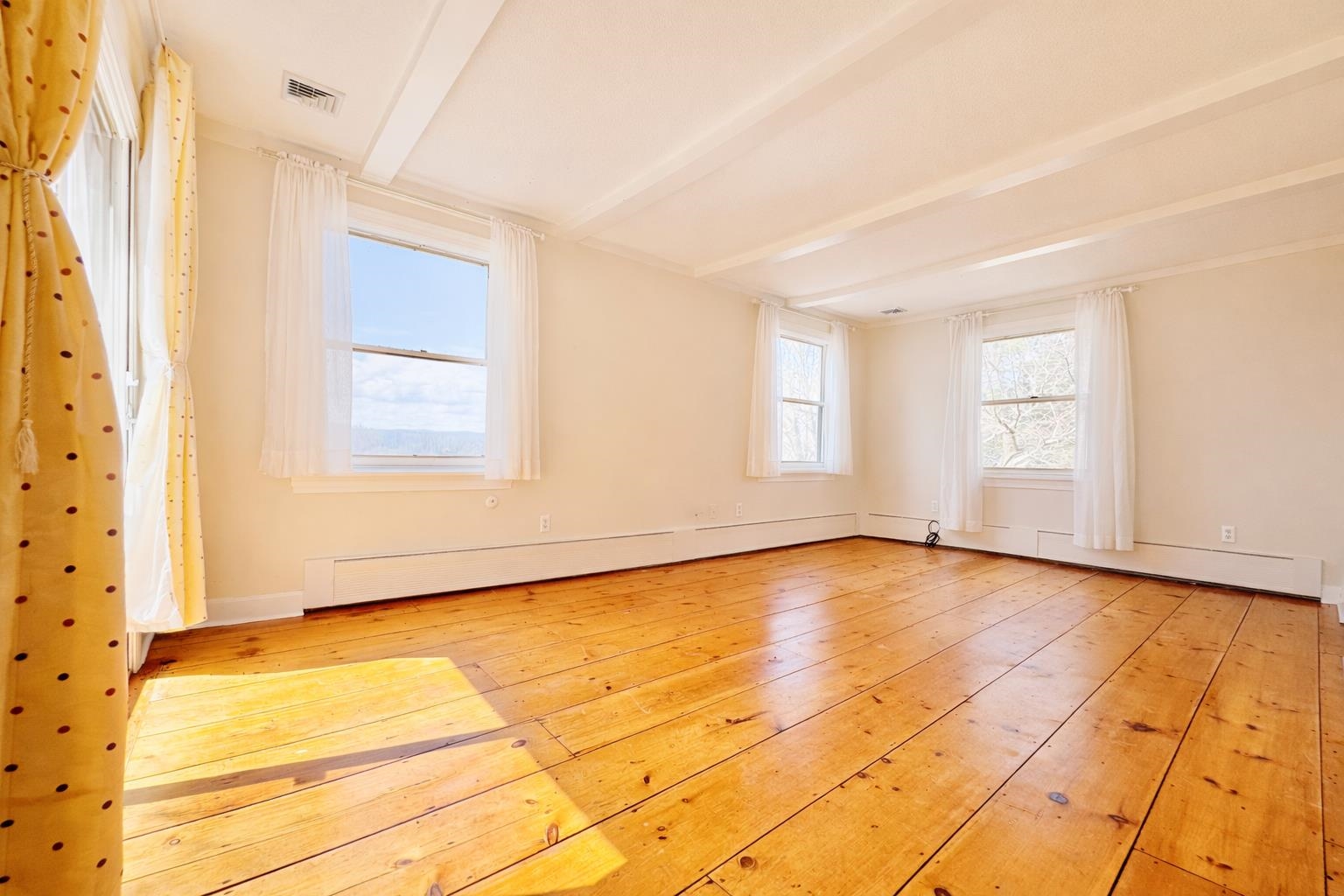 Primary Bedroom 25158941
