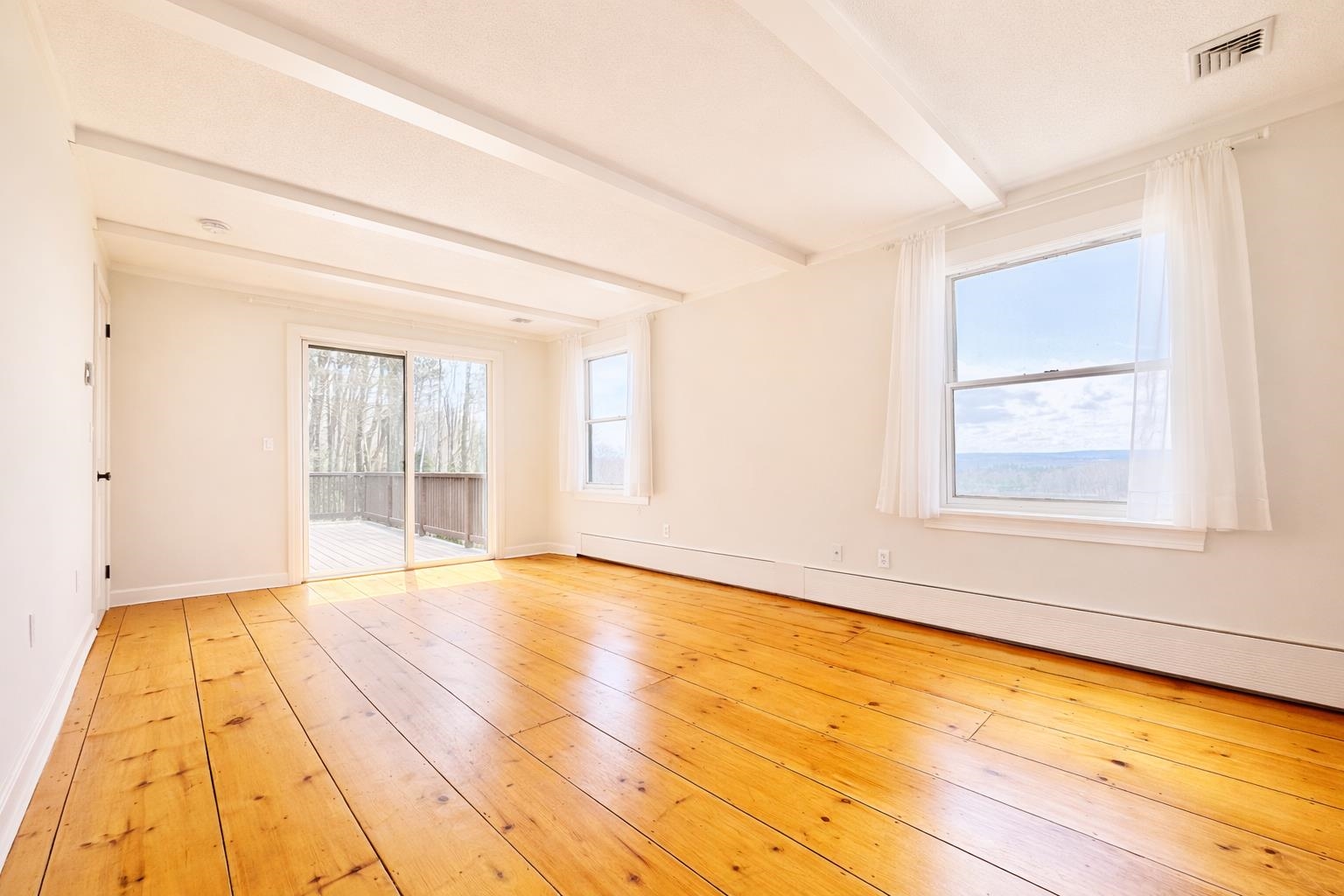 Primary Bedroom 25158943