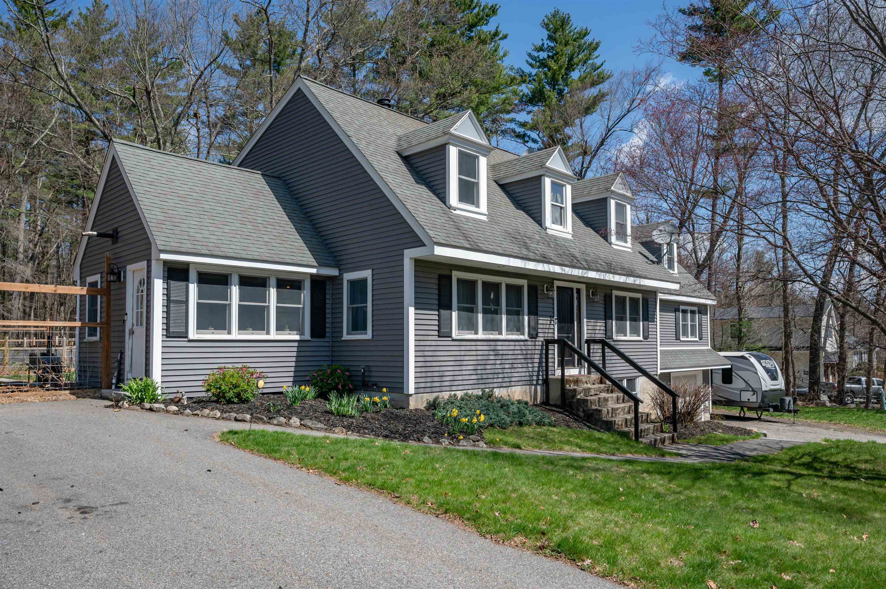 43 Academy Ave, Atkinson, NH 03811
