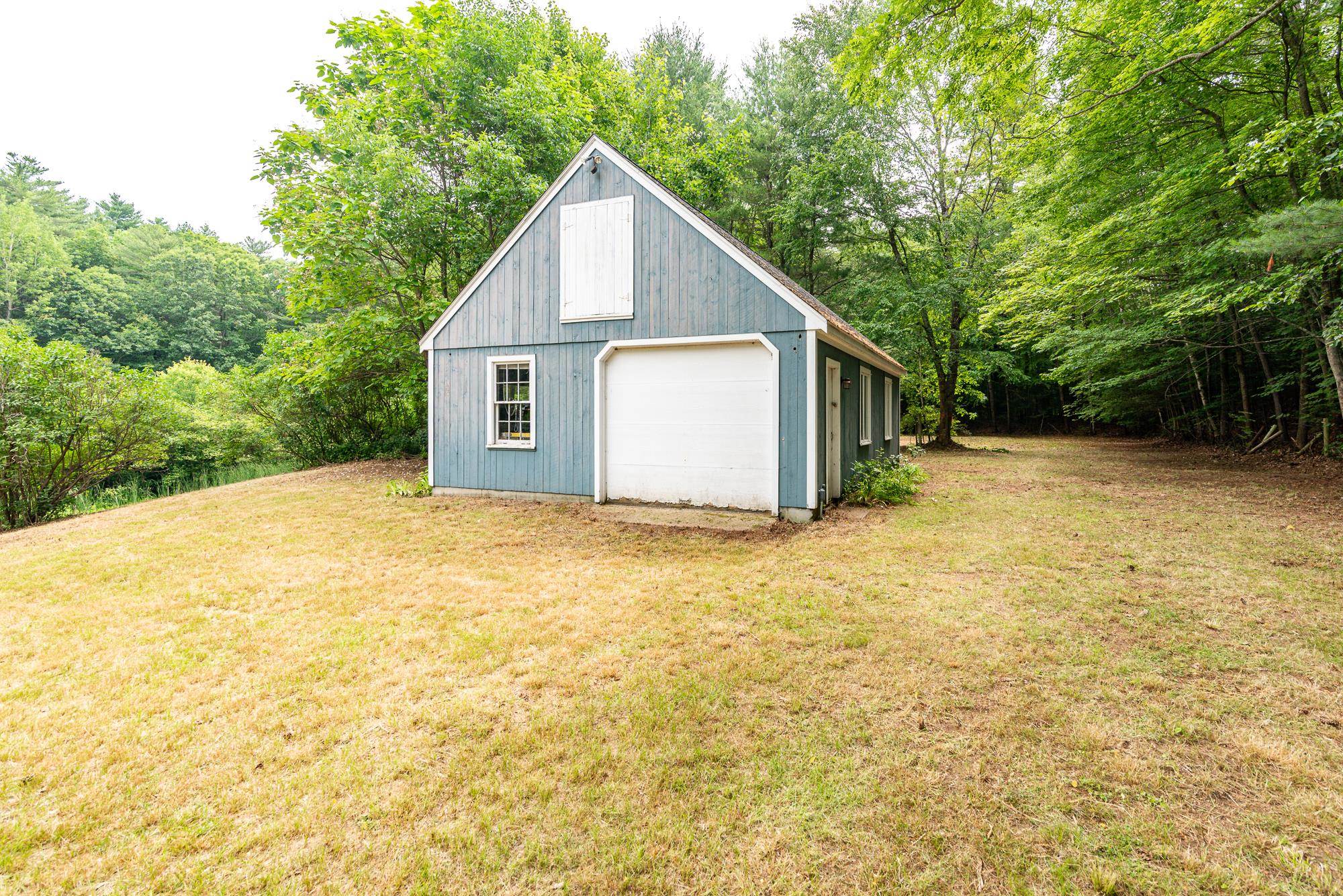 63 Drinkwater Rd, Hampton Falls, NH 03844