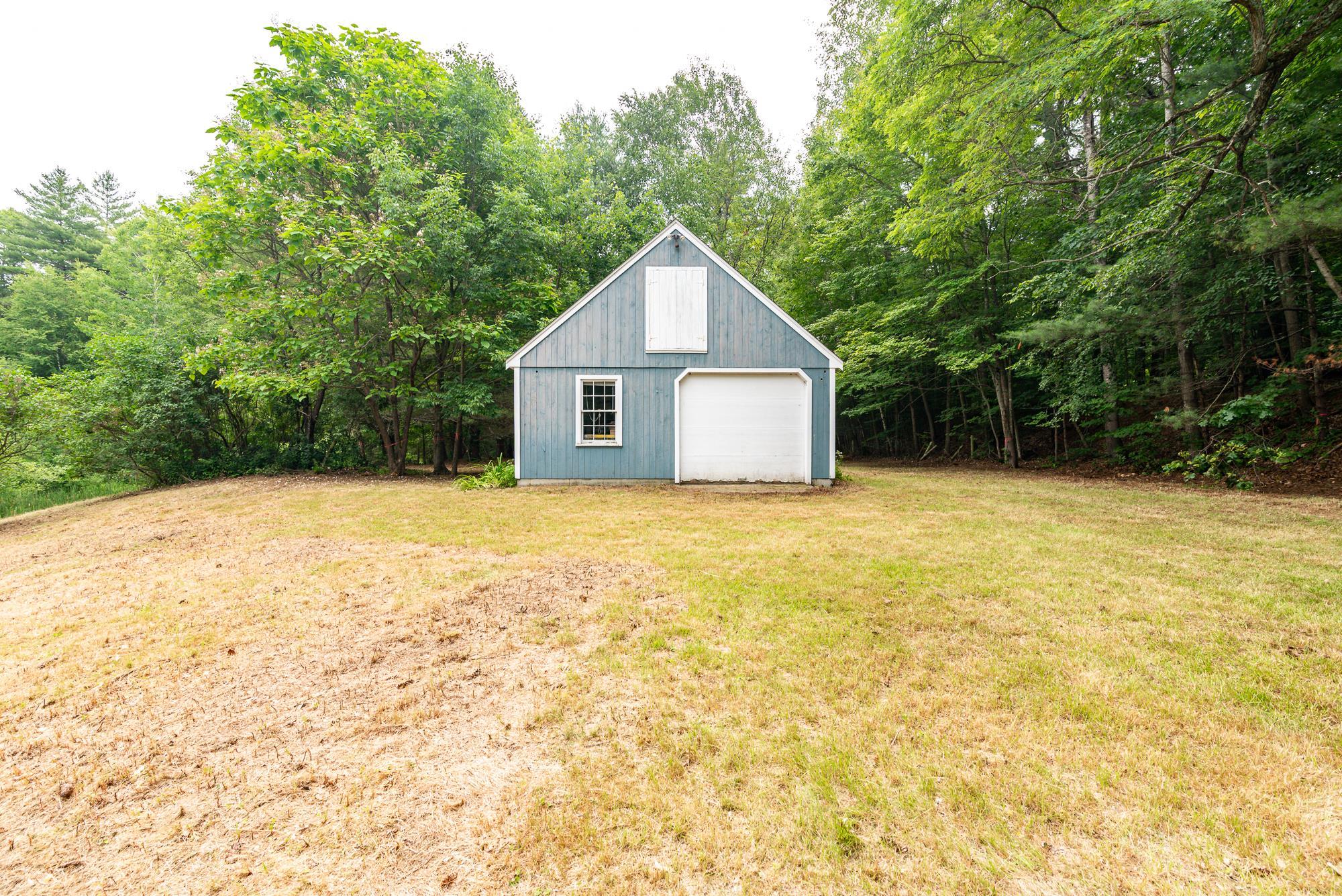 63 Drinkwater Rd, Hampton Falls, NH 03844