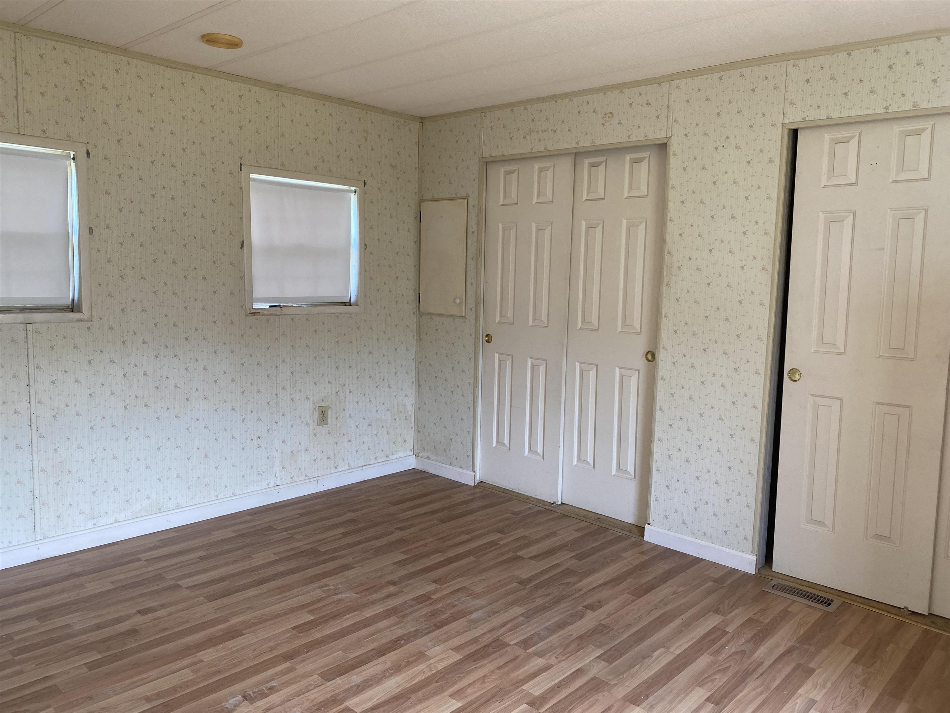 60 Silver St, Seabrook, NH 03874
