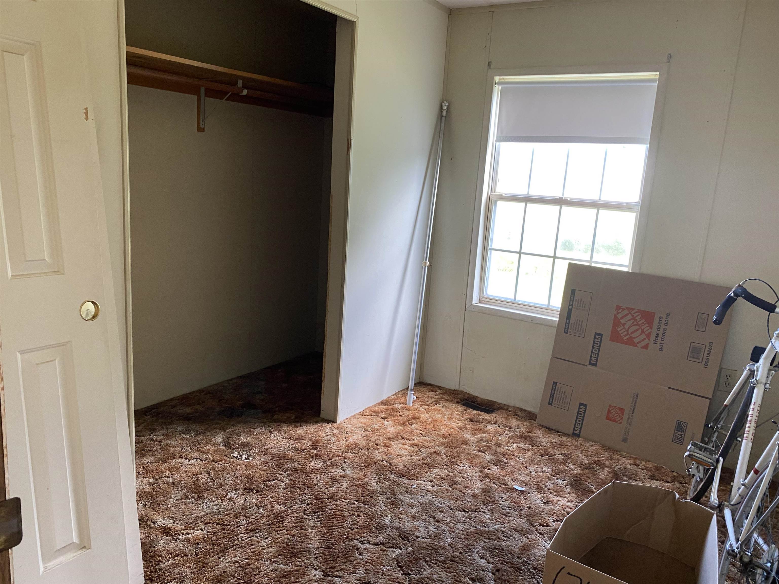 60 Silver St, Seabrook, NH 03874