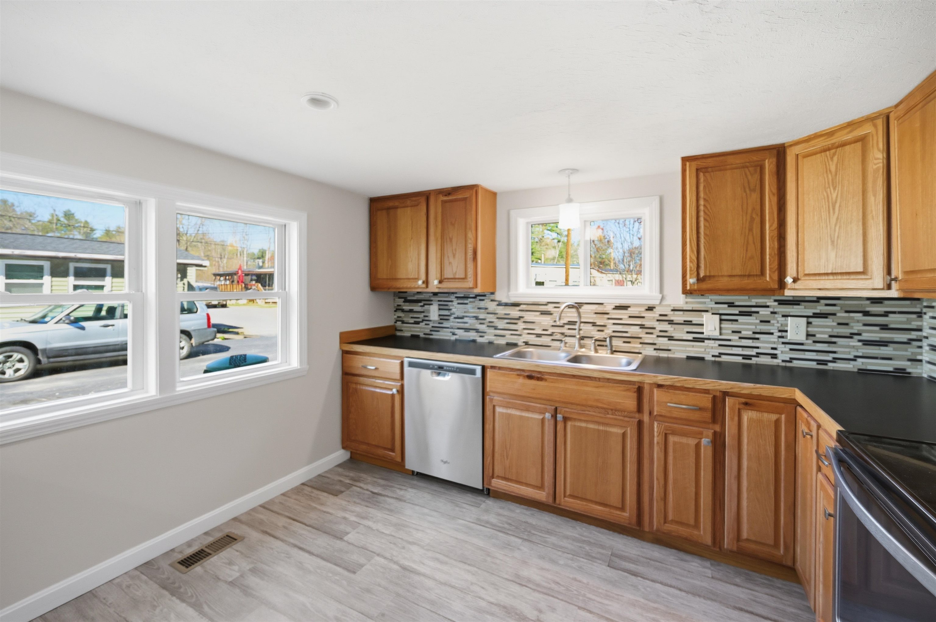 31 Page Rd #14, Litchfield, NH 03052