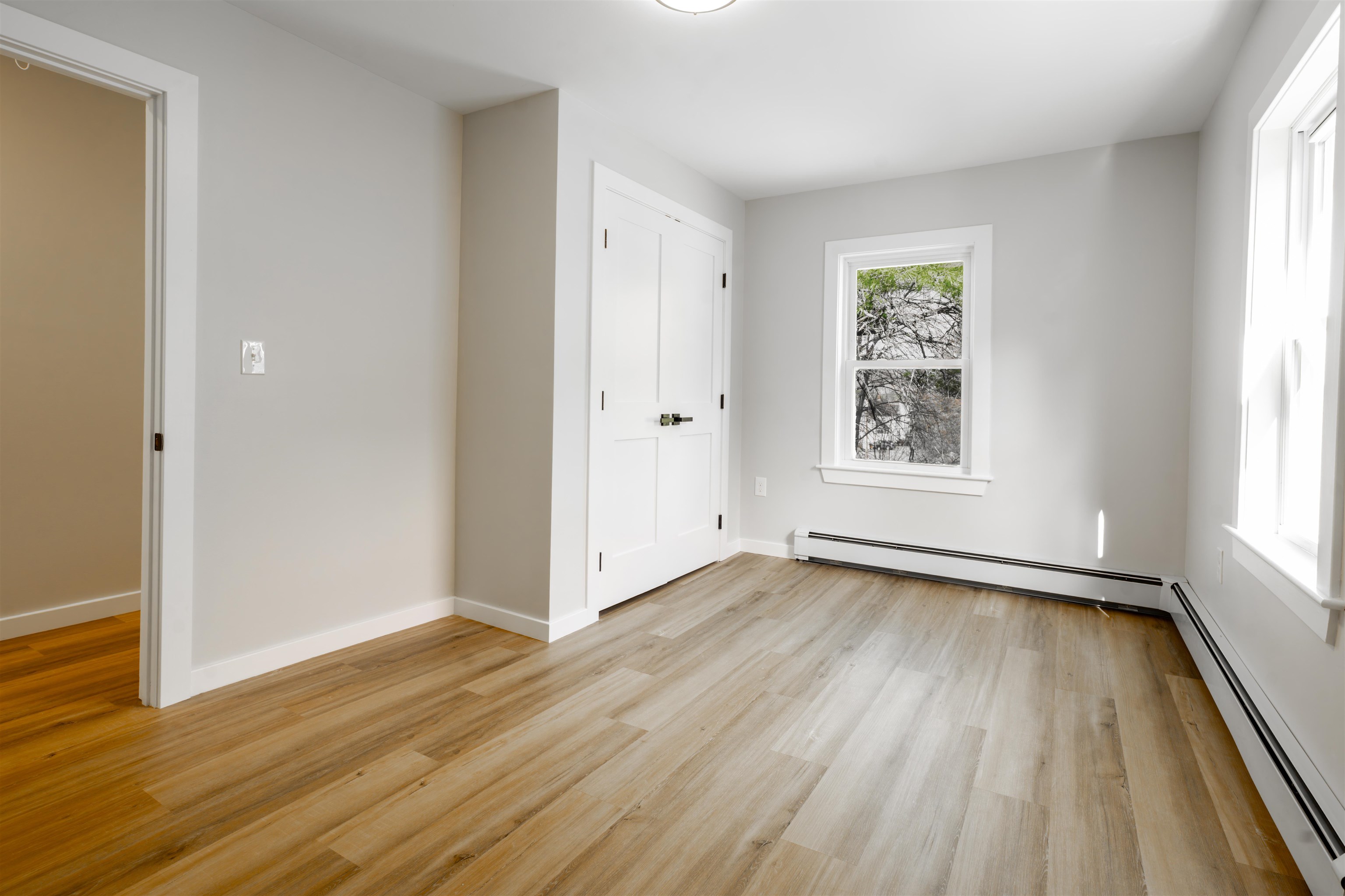 27 Washington St, Ashland, NH 03217