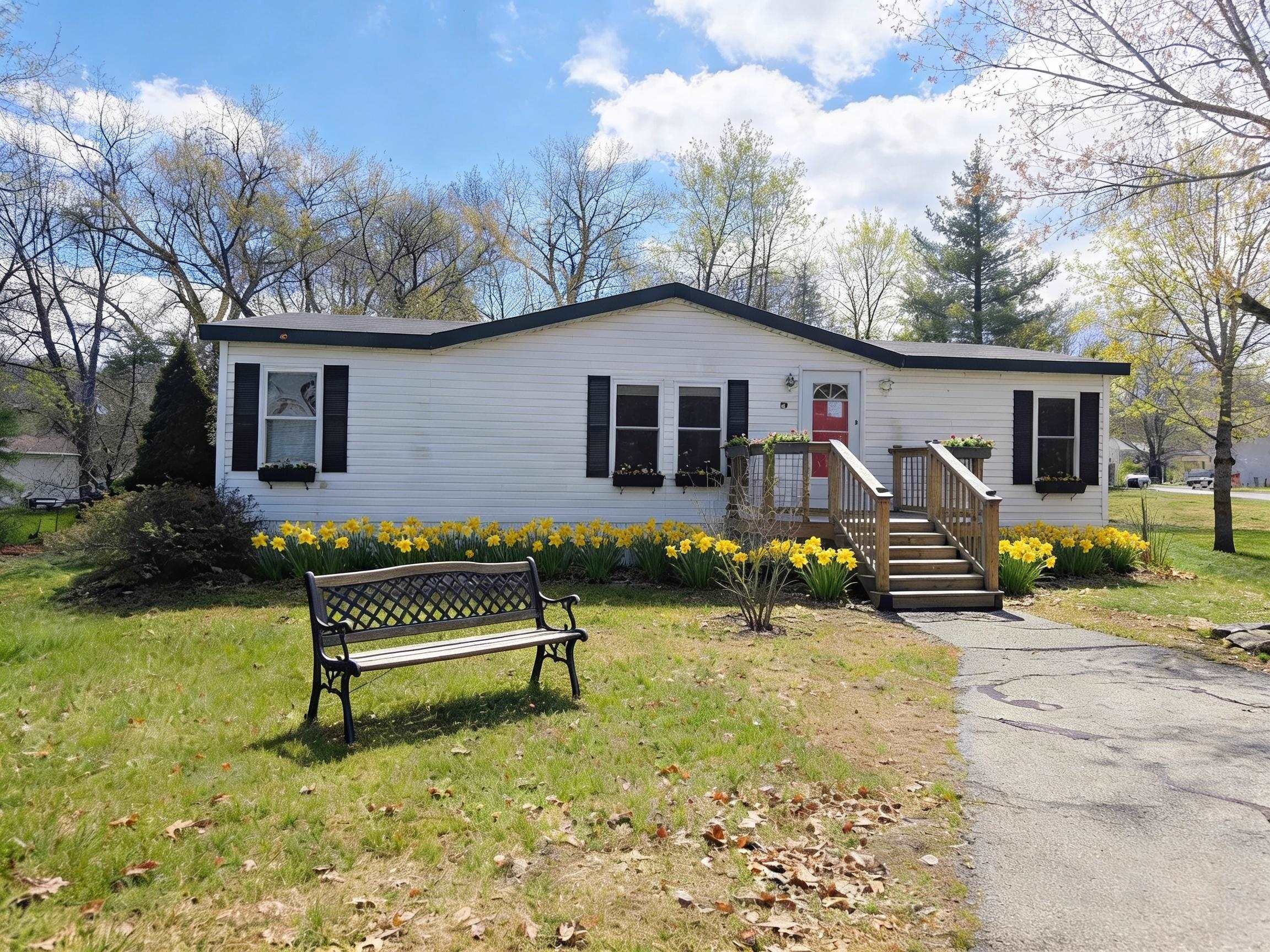 97 Fordway Extension, Derry, NH 03038