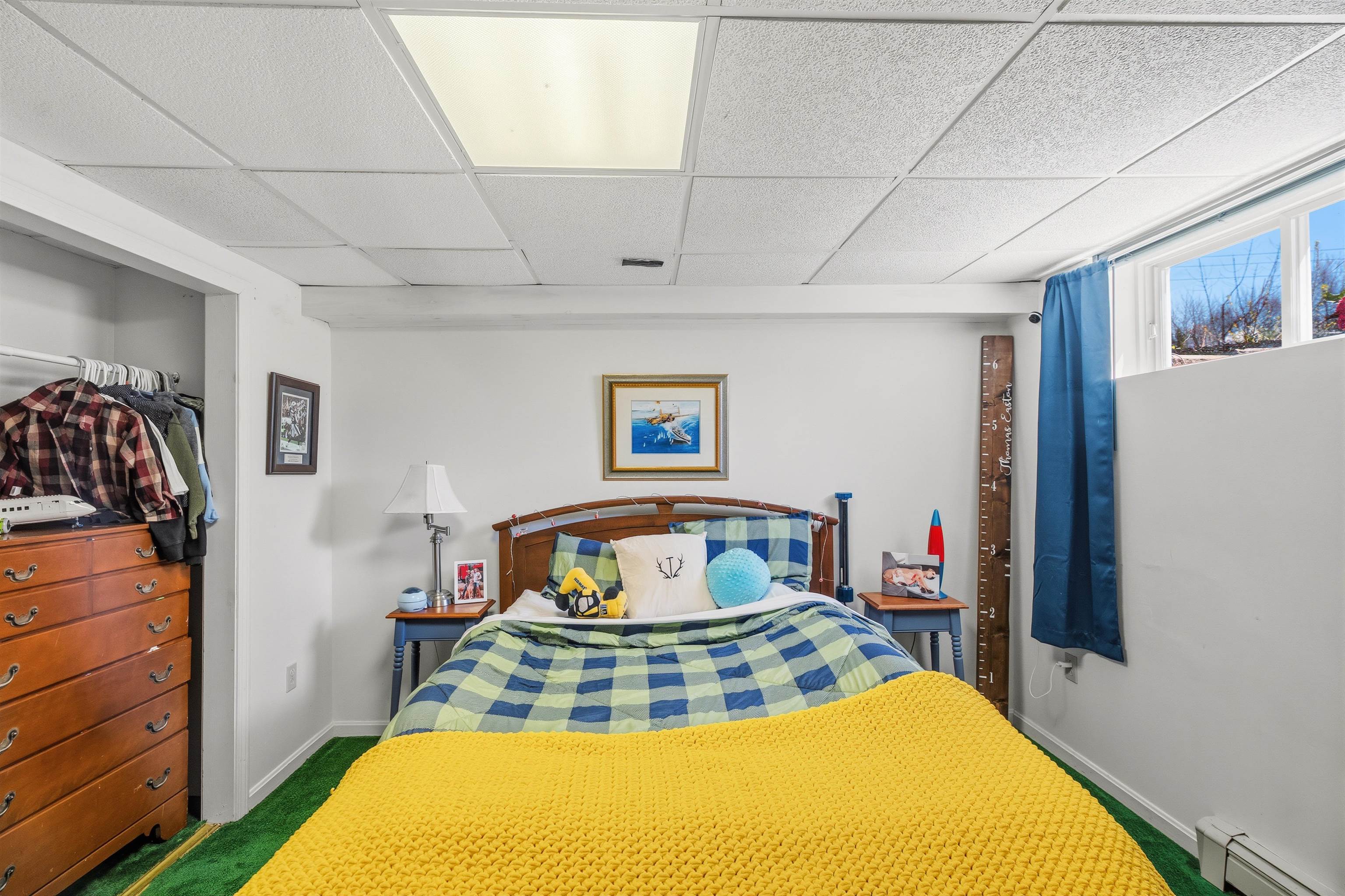 506 Mammoth Rd, Londonderry, NH 03053