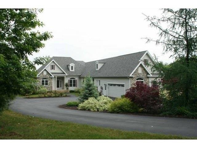 287 Hoit Rd, Concord, NH 03301-1811