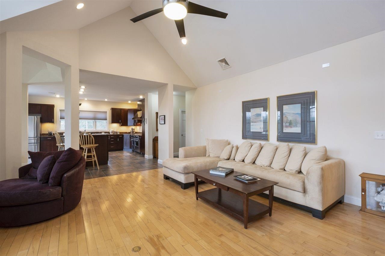 287 Hoit Rd, Concord, NH 03301-1811