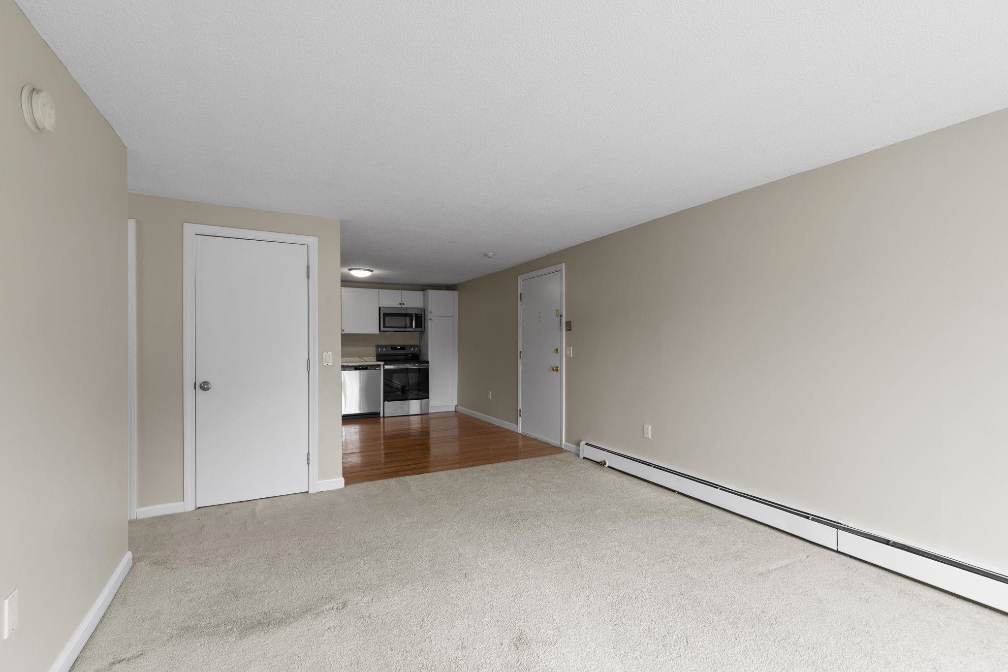 209 White Cedar Blvd, Portsmouth, NH 03801