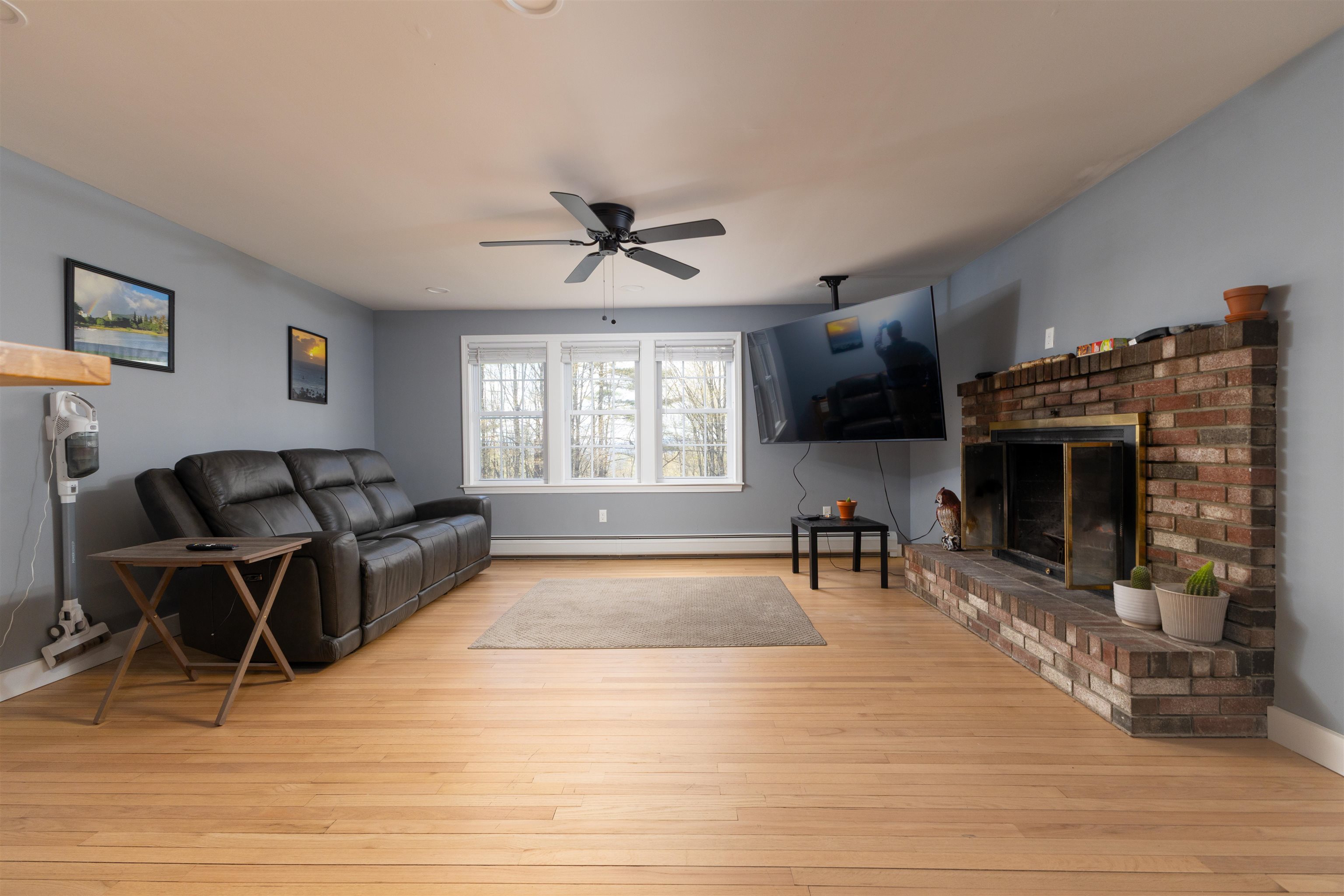 13 Leet Dr, Claremont, NH 03743