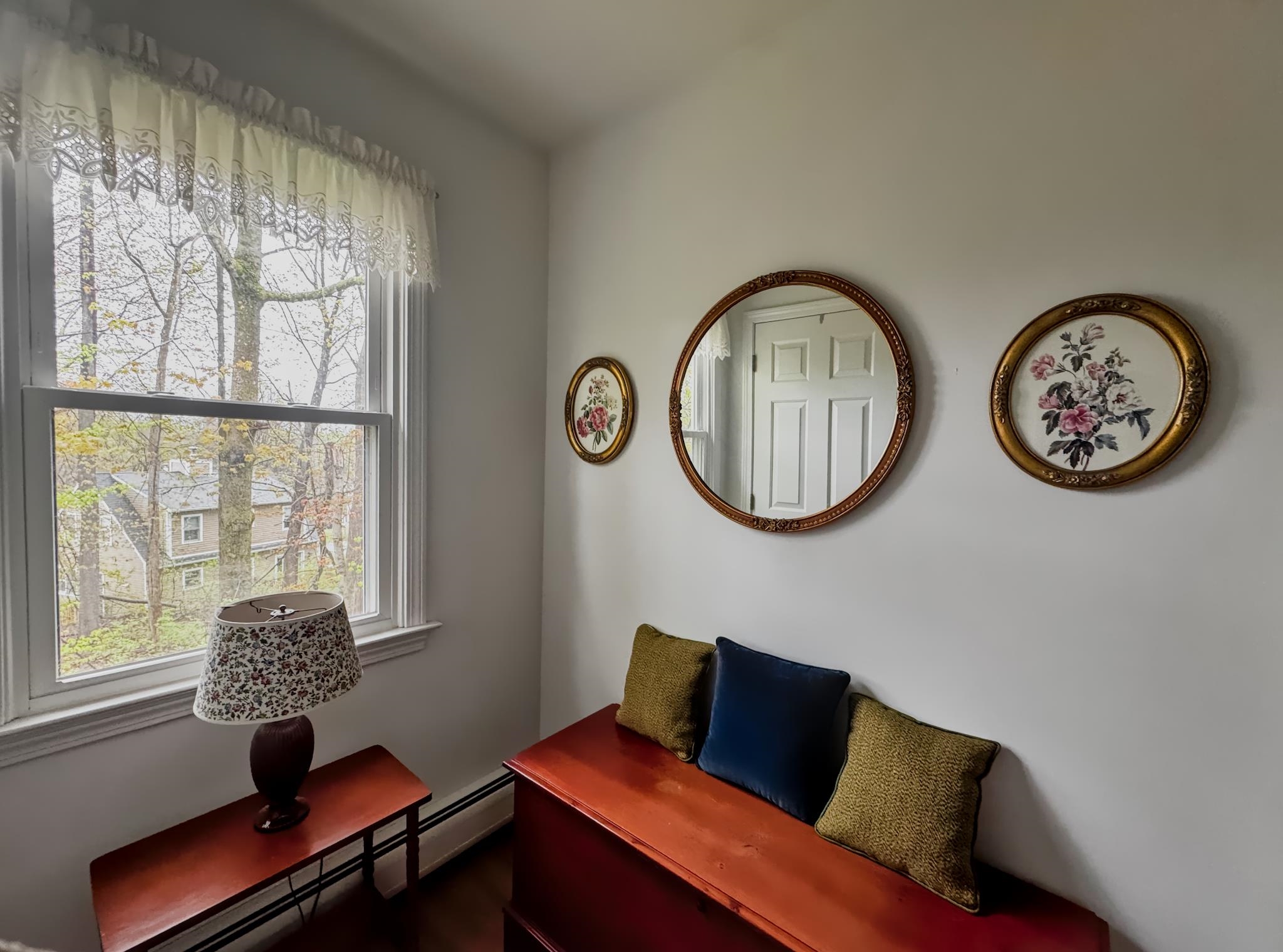 341 Chester Knoll Dr, Bennington, VT 05201