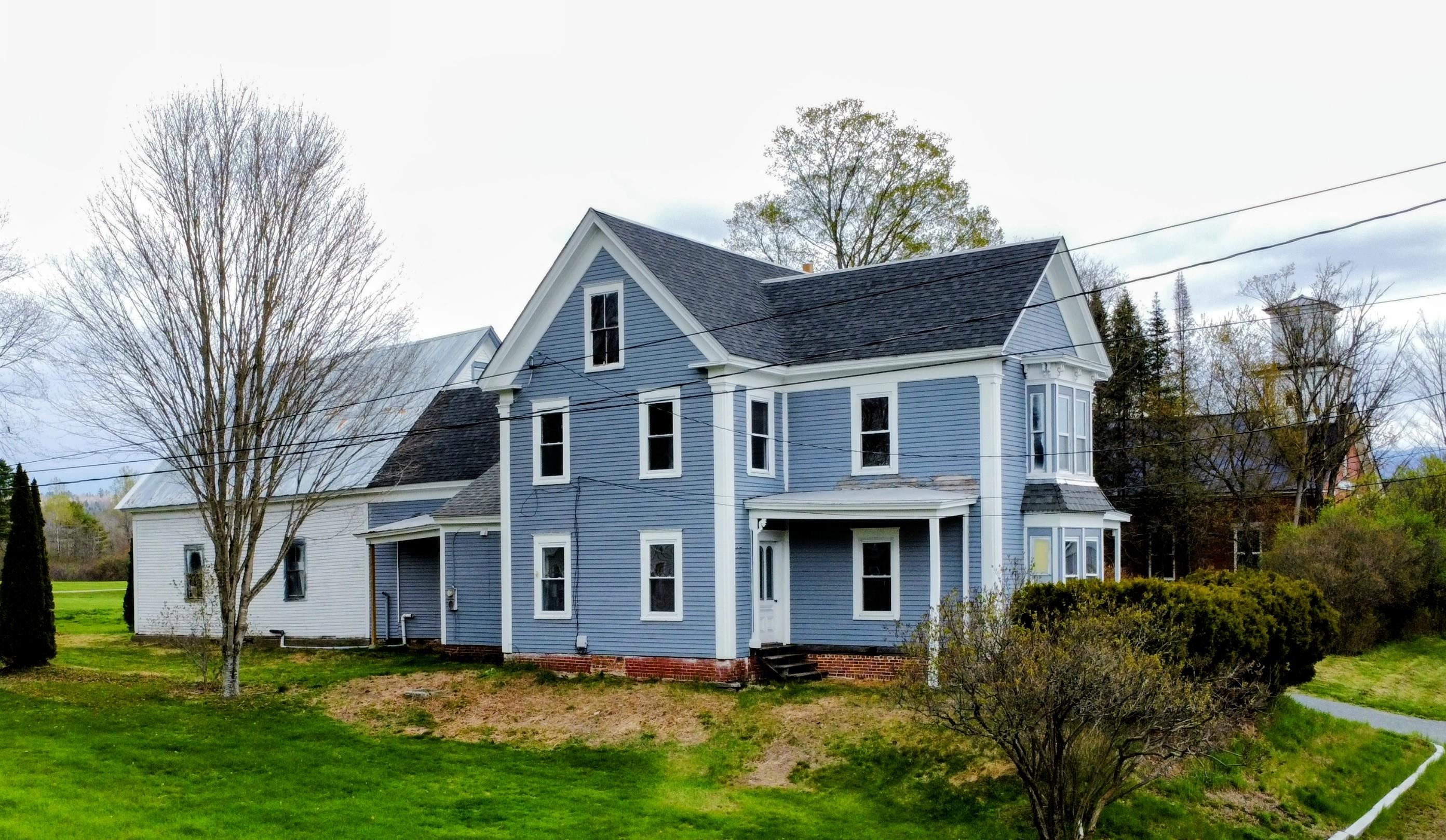 65 Benton Rd, Haverhill, NH 03774
