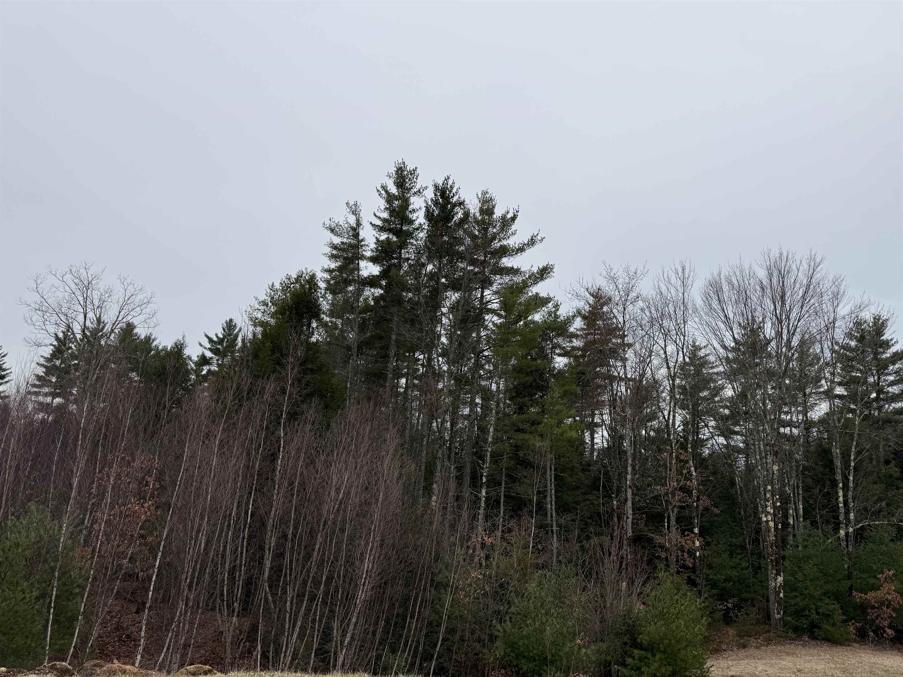 988 Dover Rd, Epsom, NH 03244