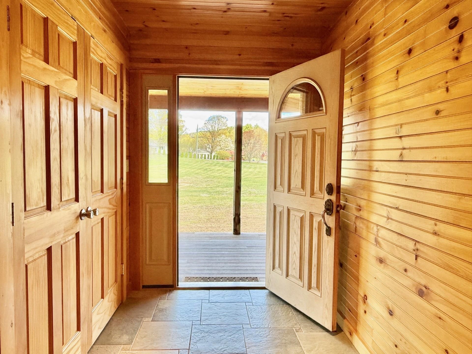 60 Glebe Rd, Westmoreland, NH 03467