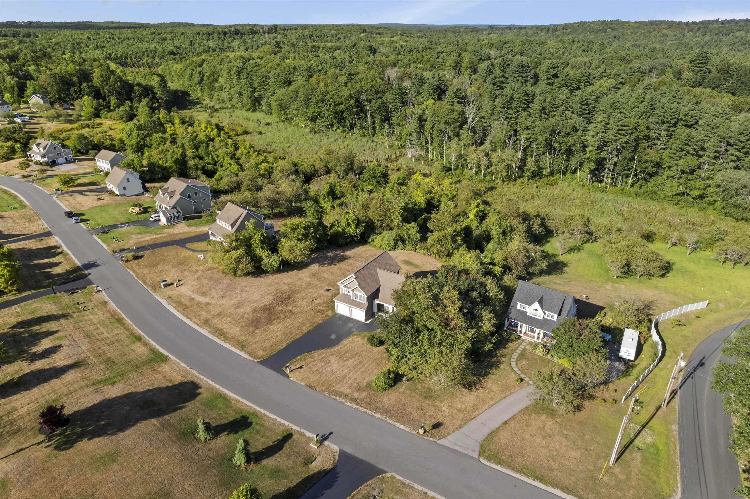 3 Orchard Hill Rd, Epping, NH 03042