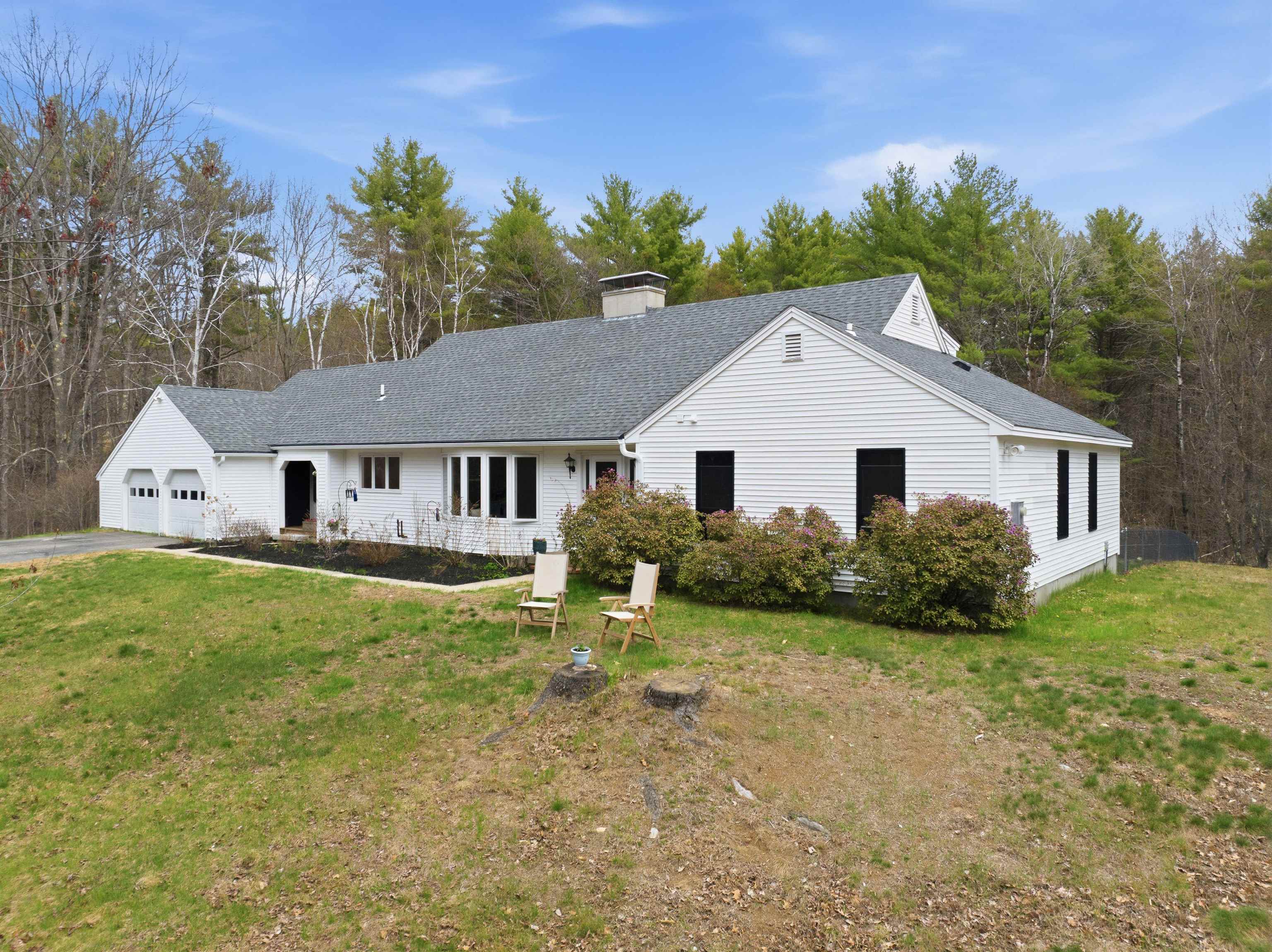 66 Lyford Rd, Brookfield, NH 03872