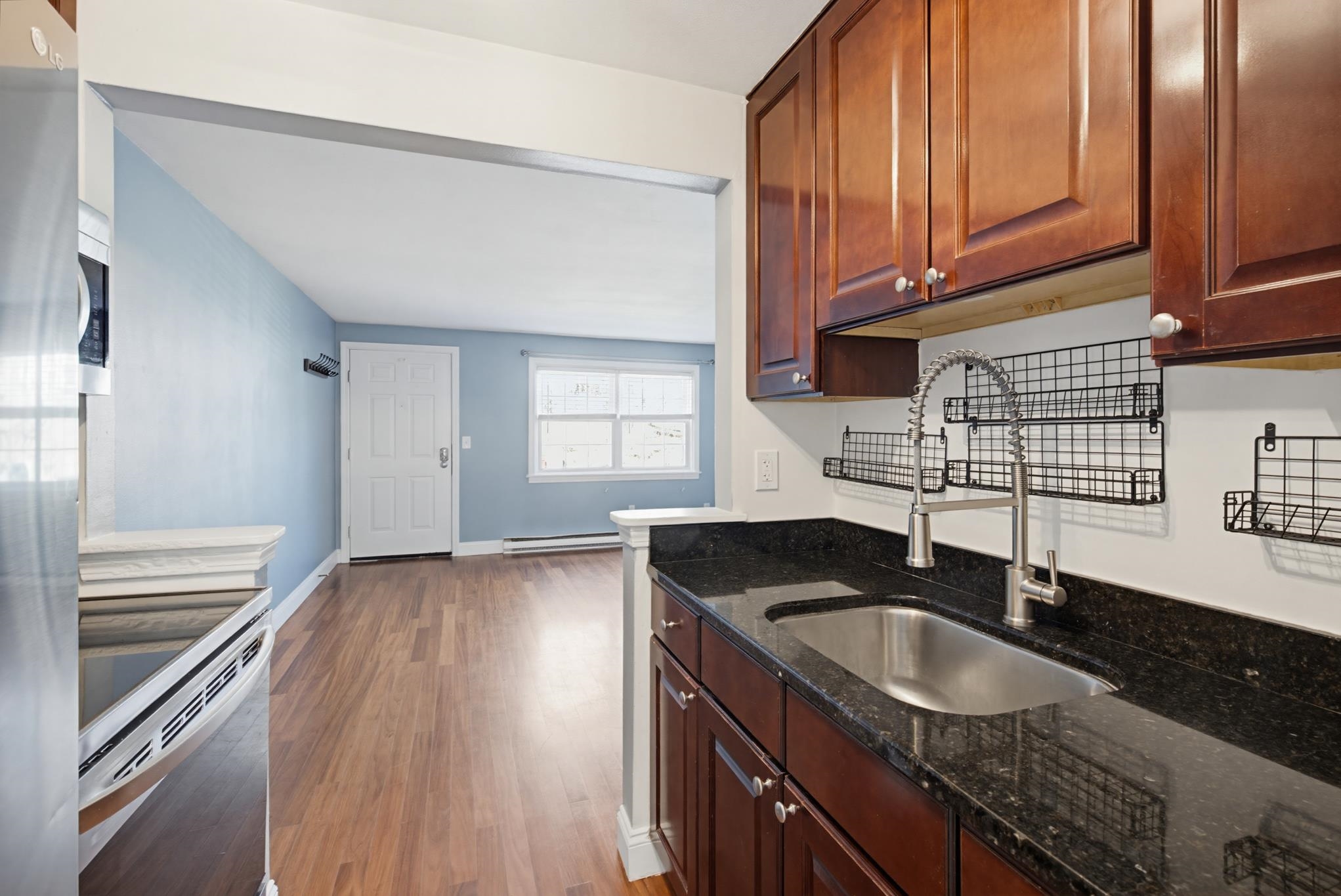 93 Henry Law #43 Ave, Dover, NH 03820