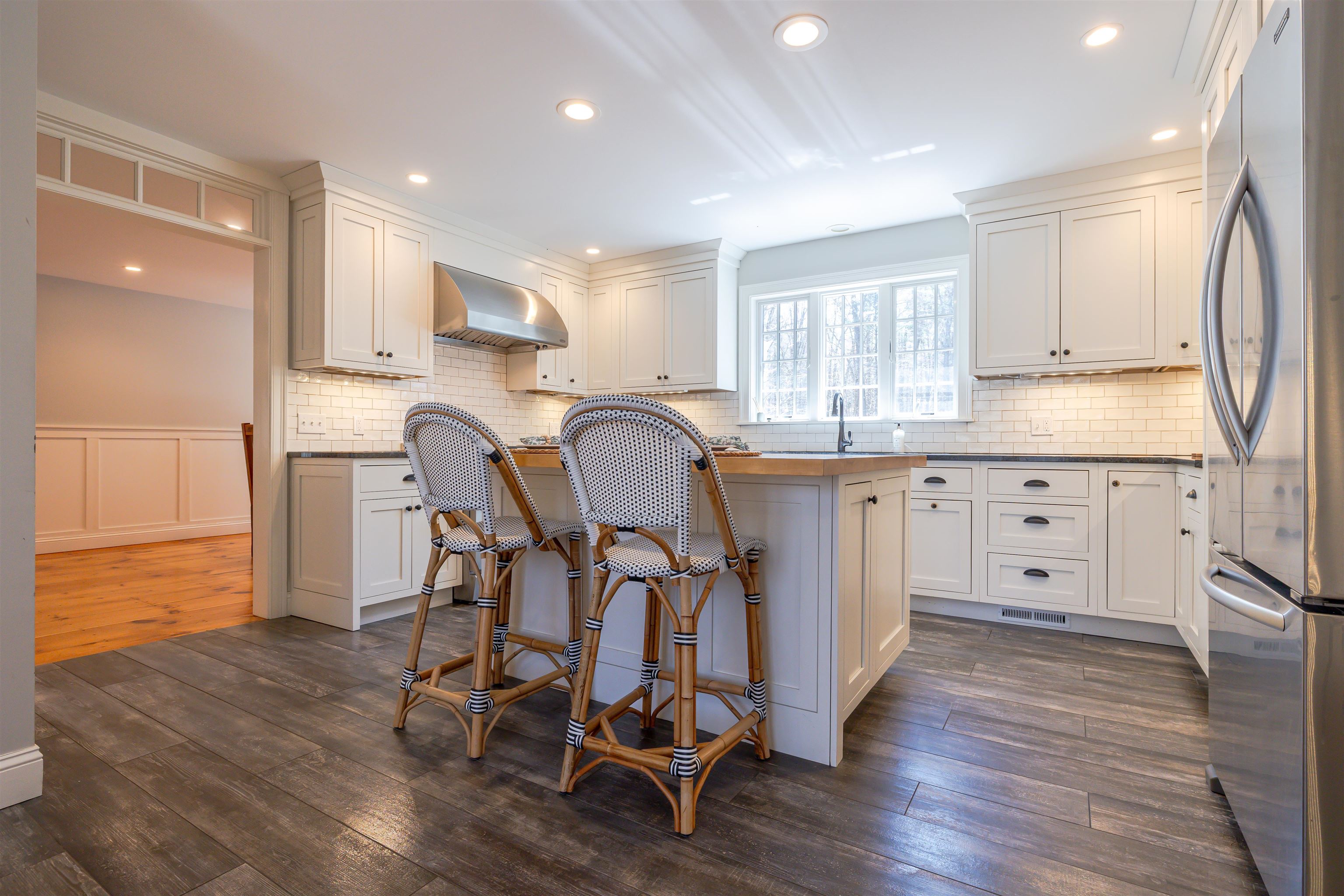 594 South Rd, Hopkinton, NH 03229