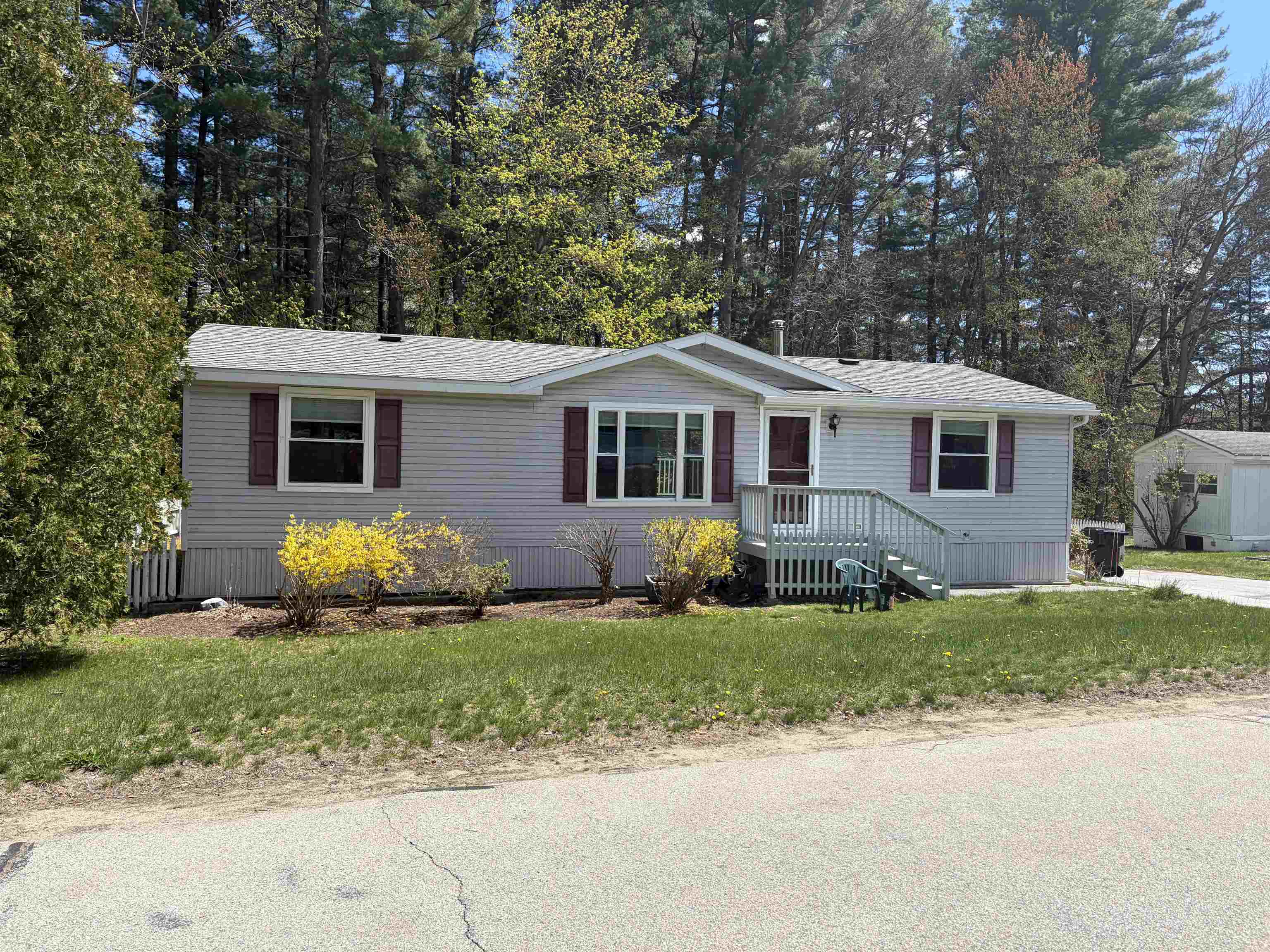 10 Eric Ave, Nashua, NH 03062