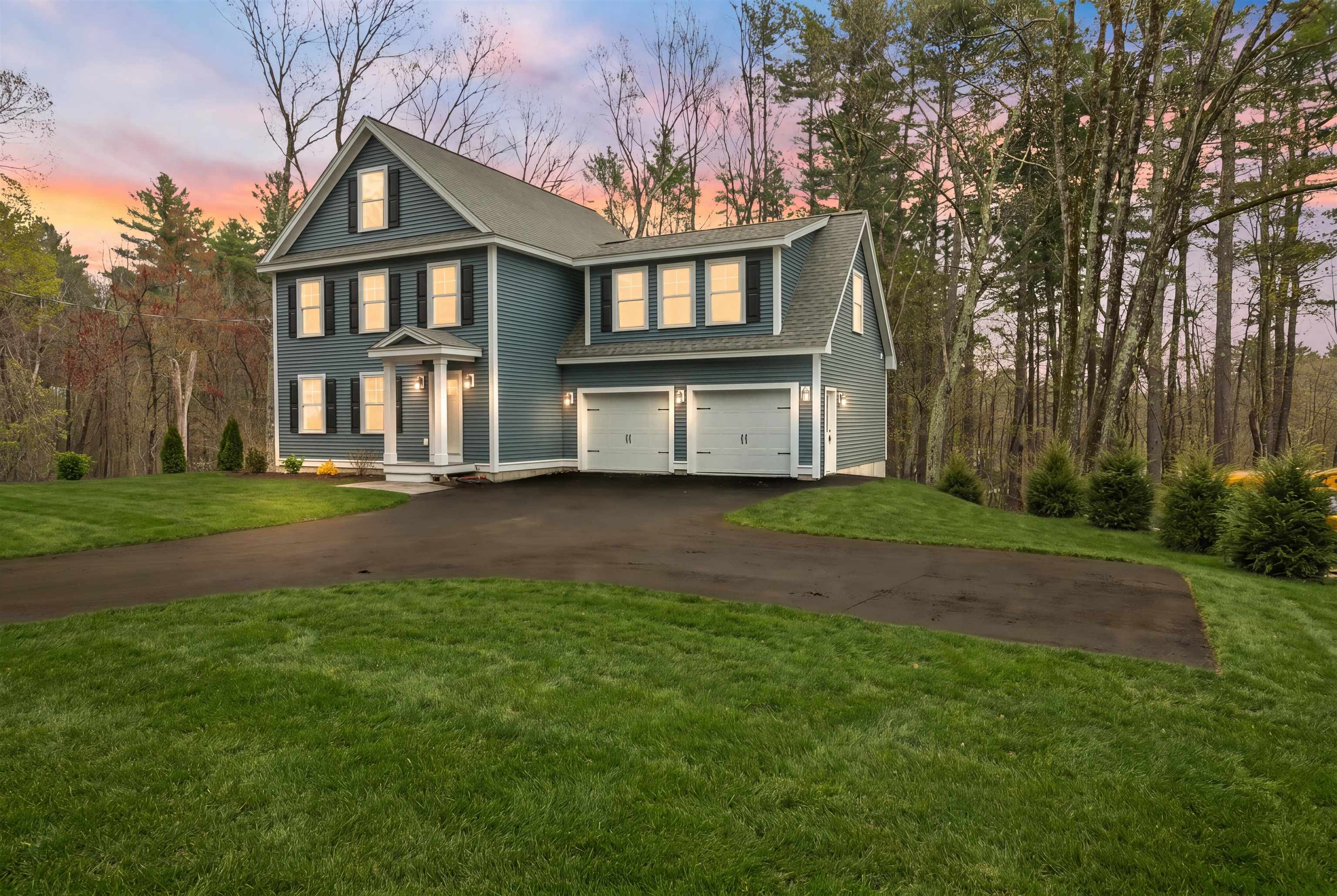 1152 Bridge St, Pelham, NH 03076