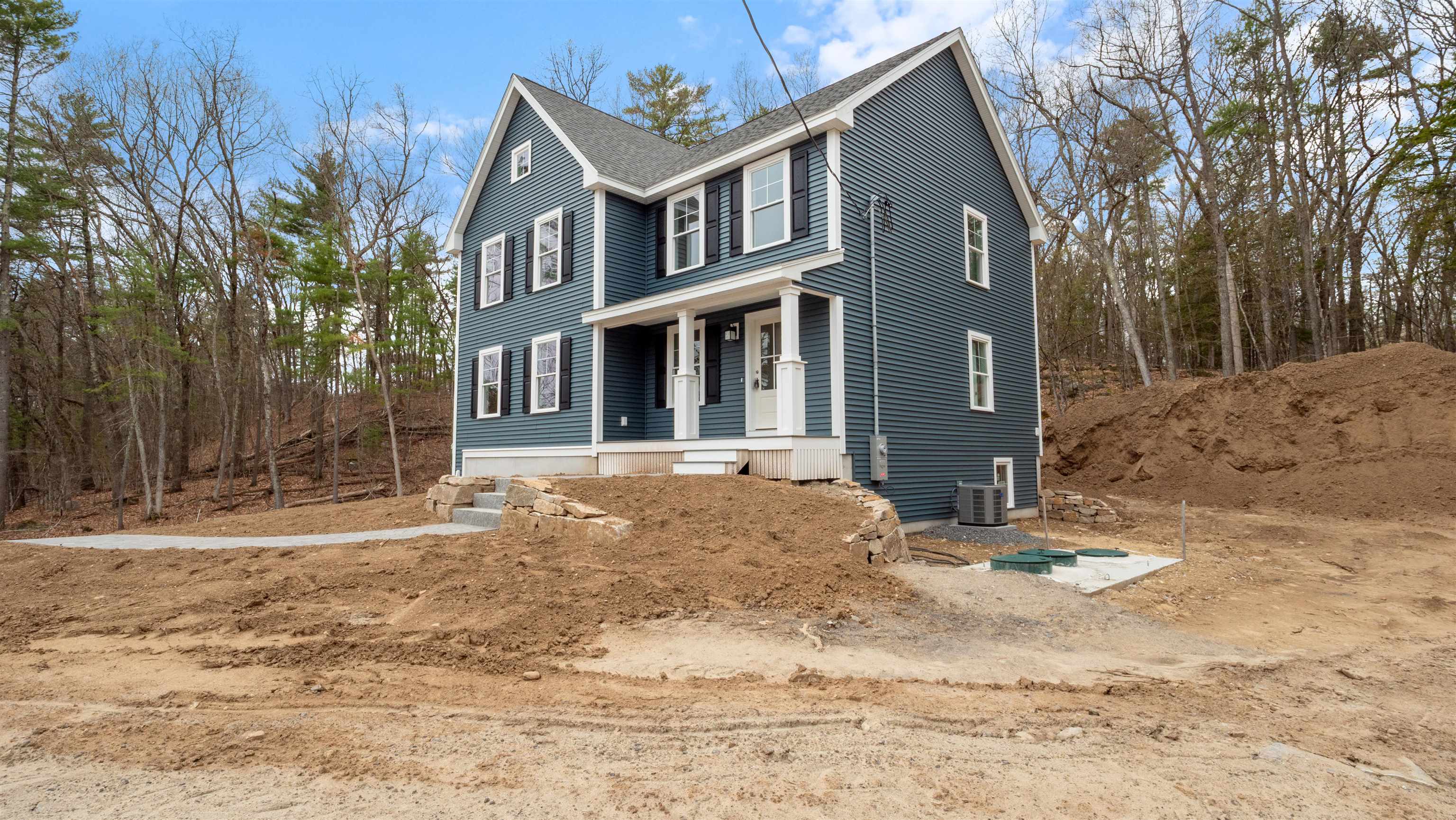 187 No Main St, Salem, NH 03079