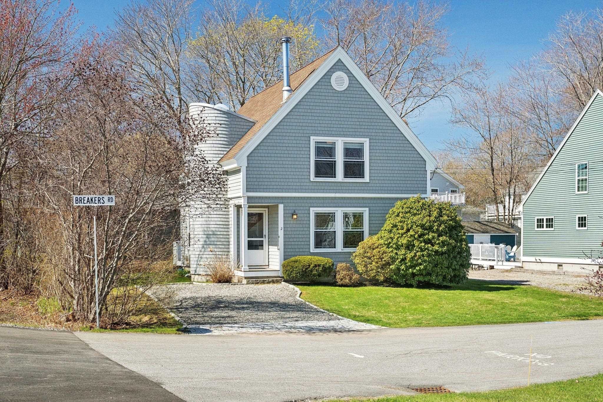 2 Breakers Rd, Rye, NH 03870