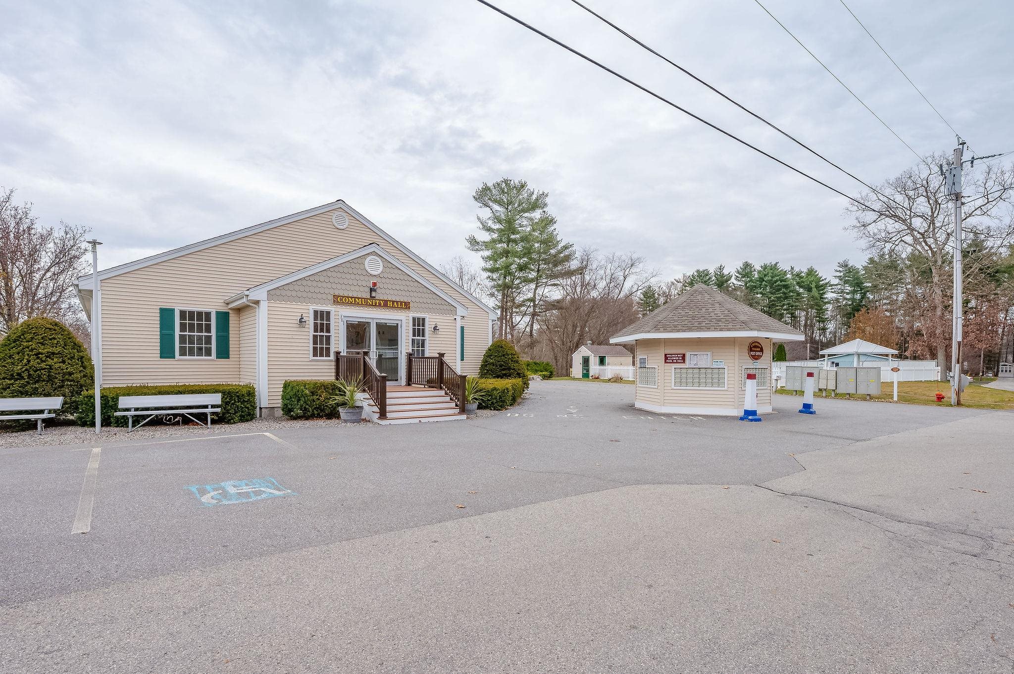 31 Meredith Dr, Hampstead, NH 03841