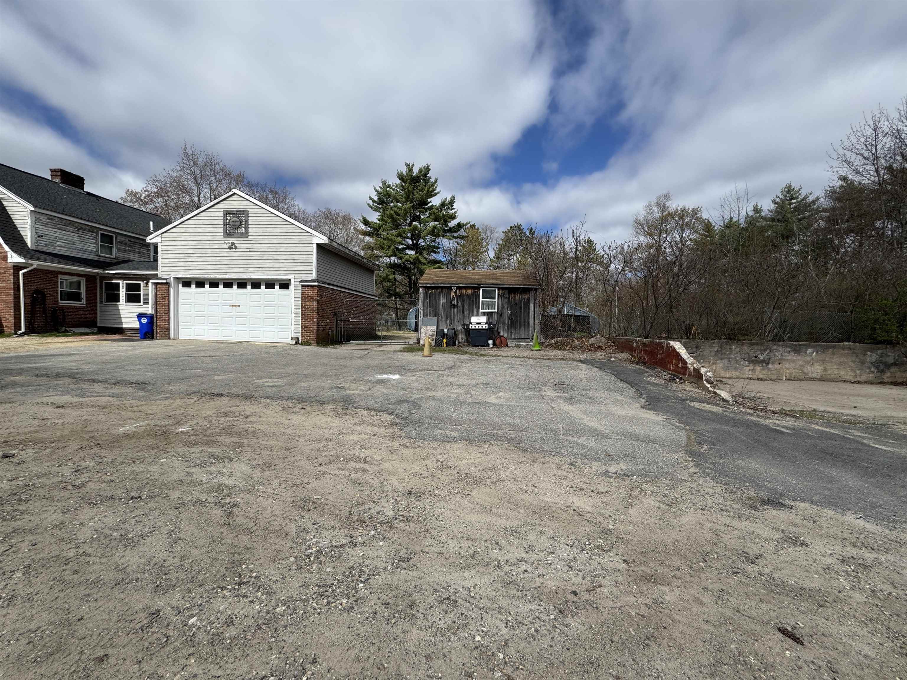 265 Mast Rd, Goffstown, NH 03045