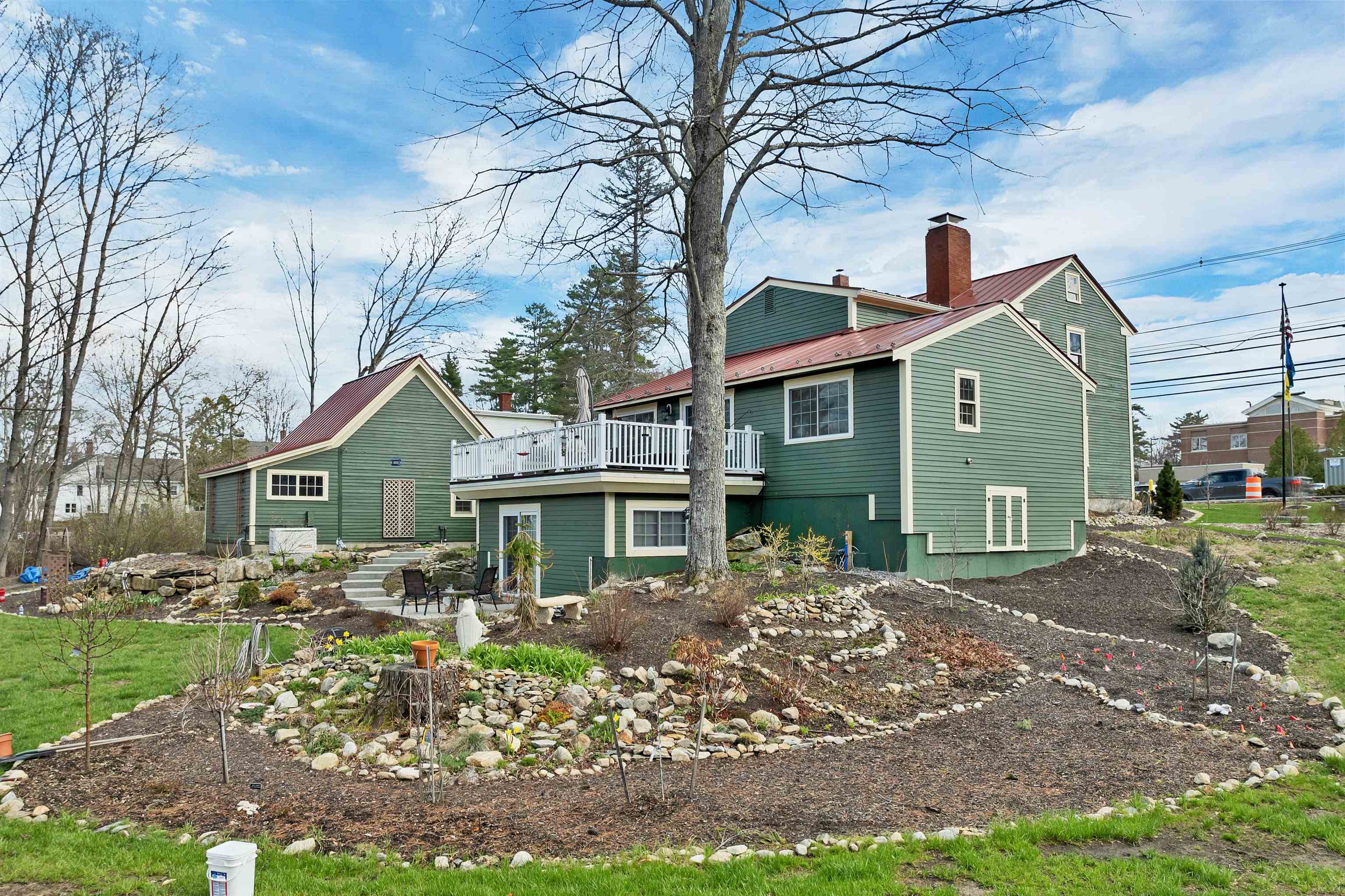 60 Highland St, Plymouth, NH 03264