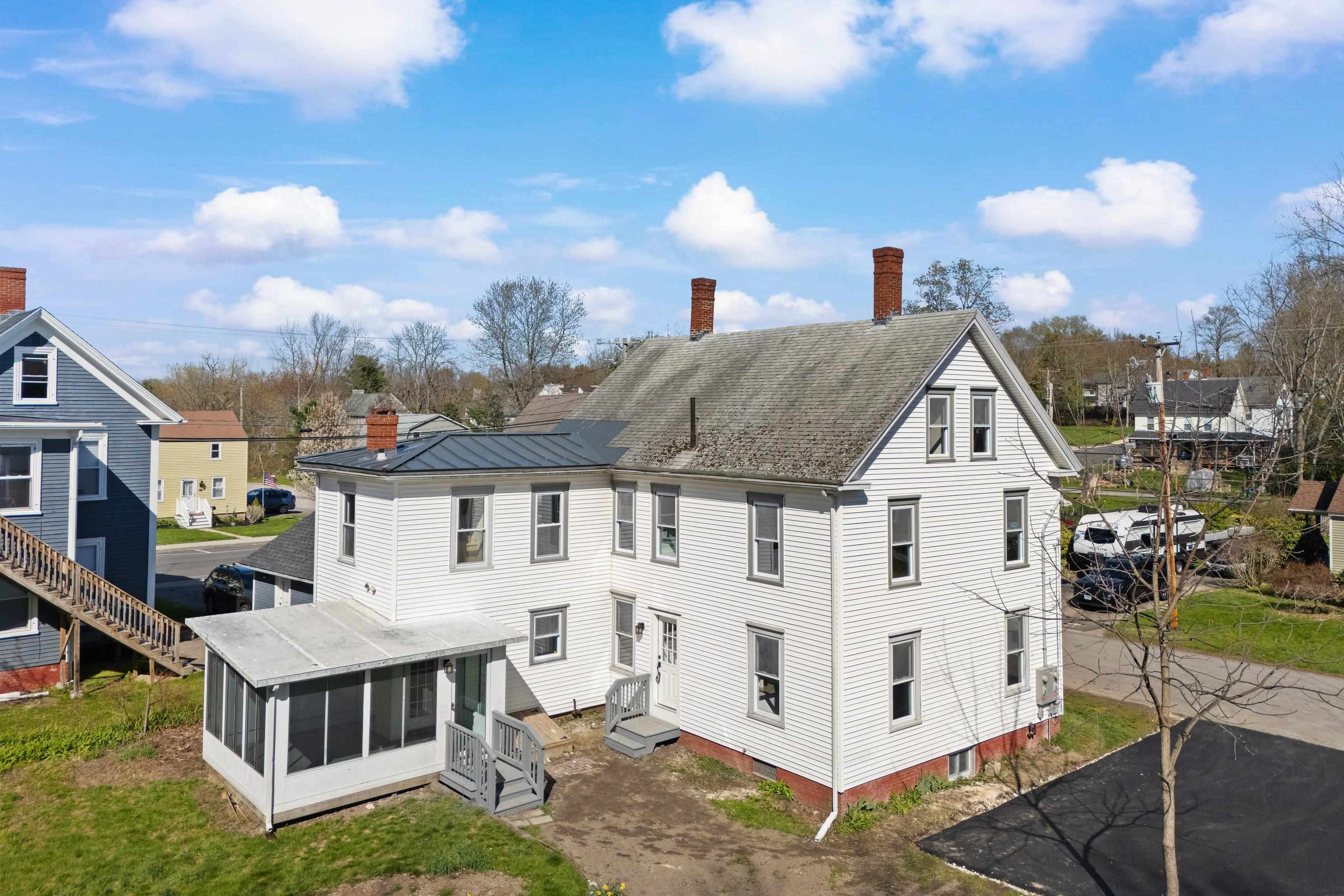 3 Niles St, Dover, NH 03820
