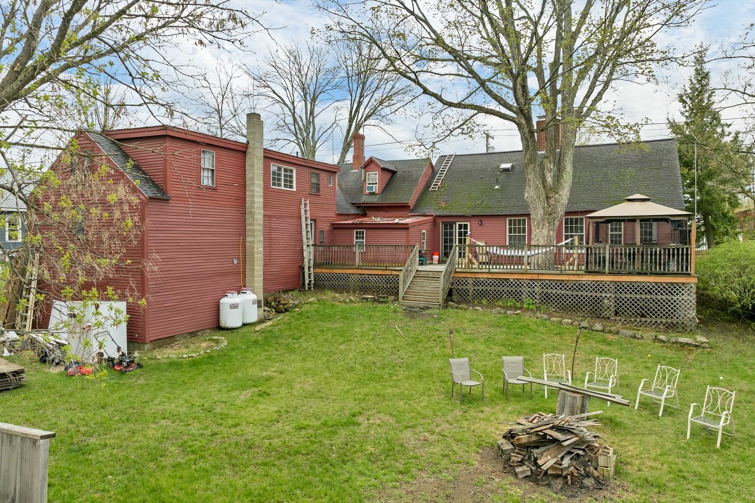 42 Gilford Ave, Laconia, NH 03246