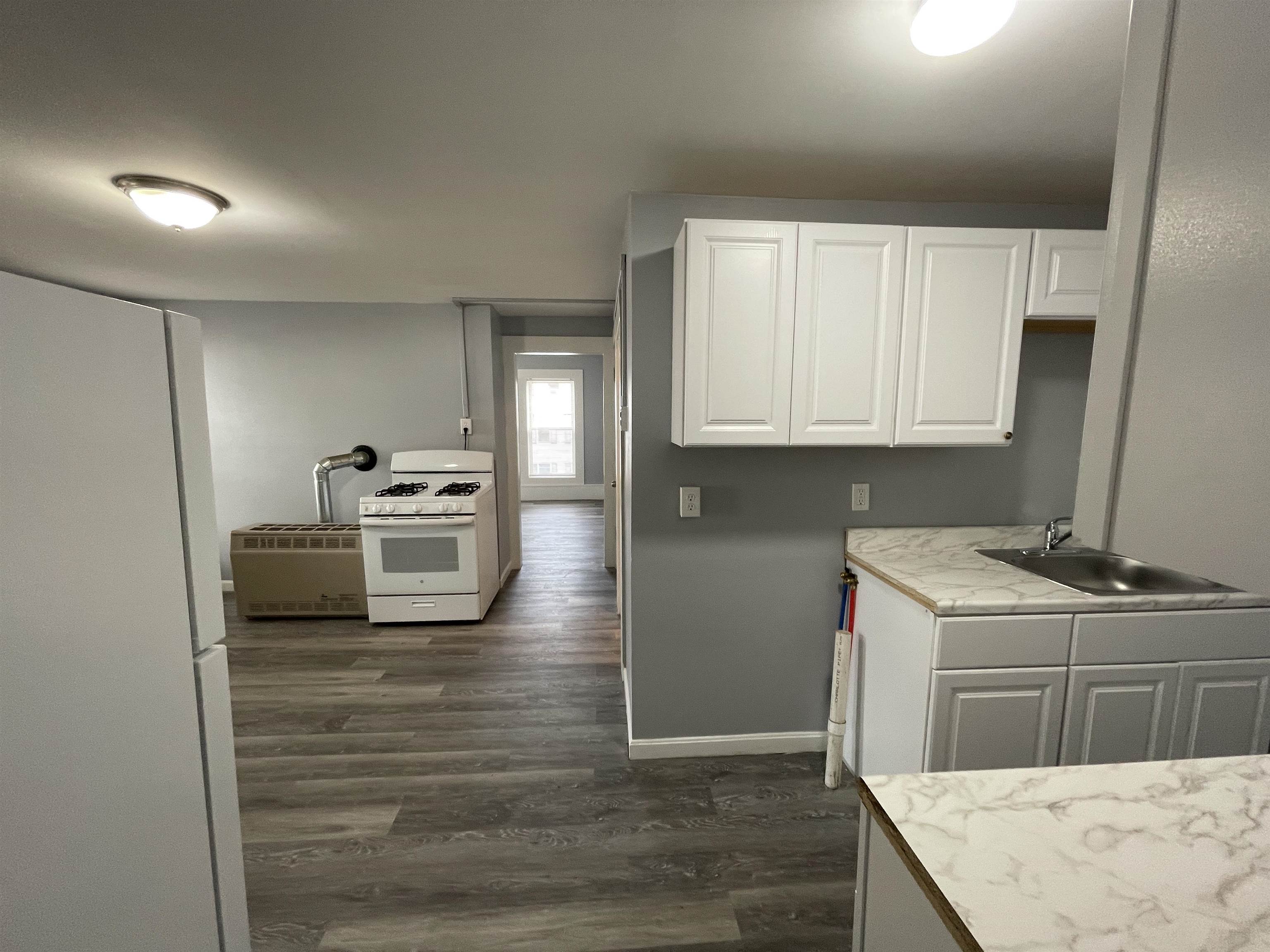 412 Manchester St, Manchester, NH 03103