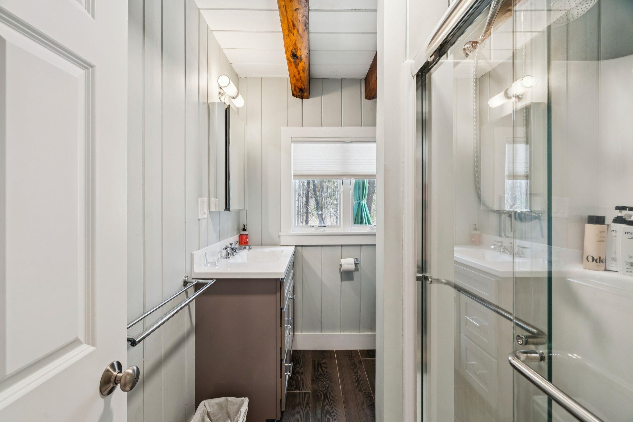 1st Floor Bathroom