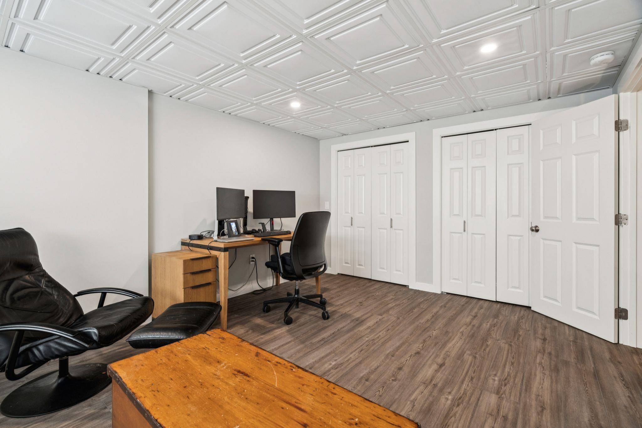 Office/Bonus Room