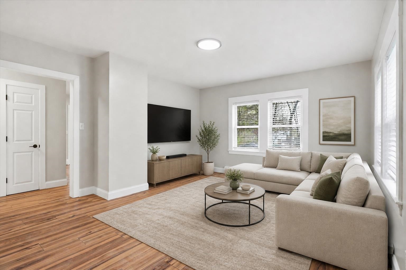 293 Lawrence Rd, Salem, NH 03079