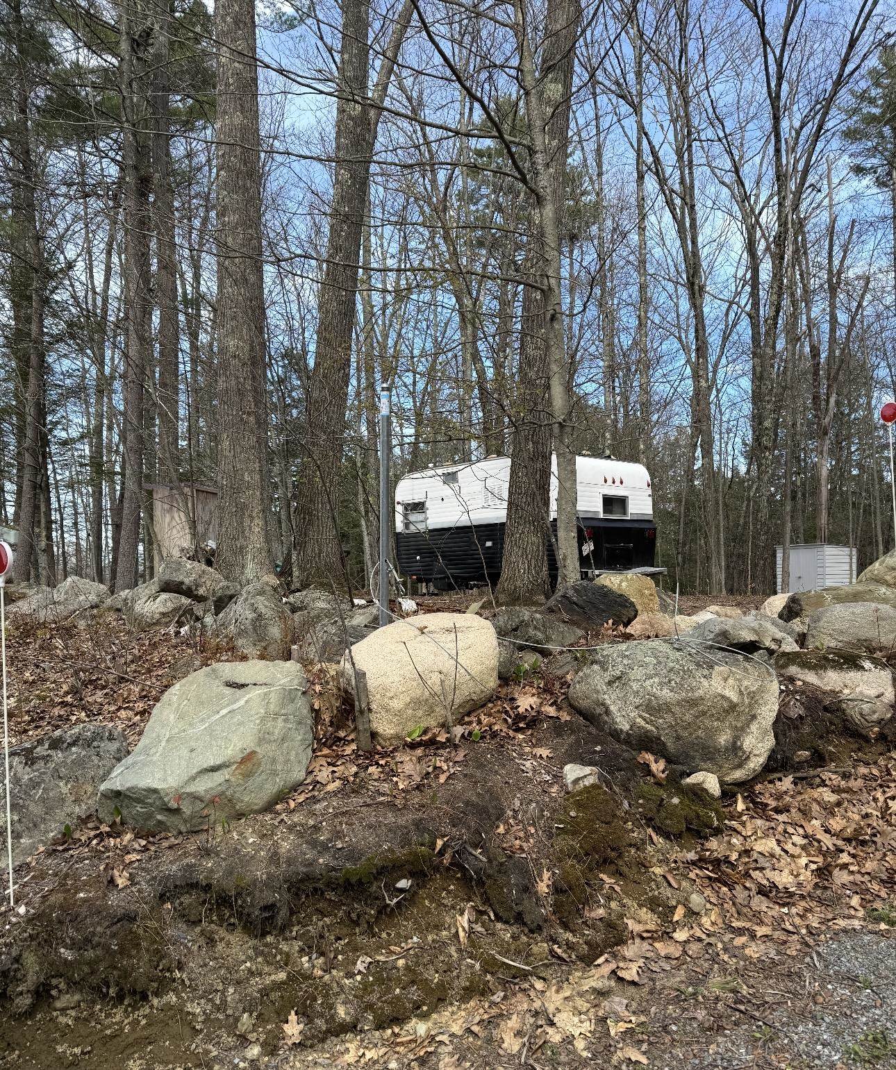 trailer on property 25170664