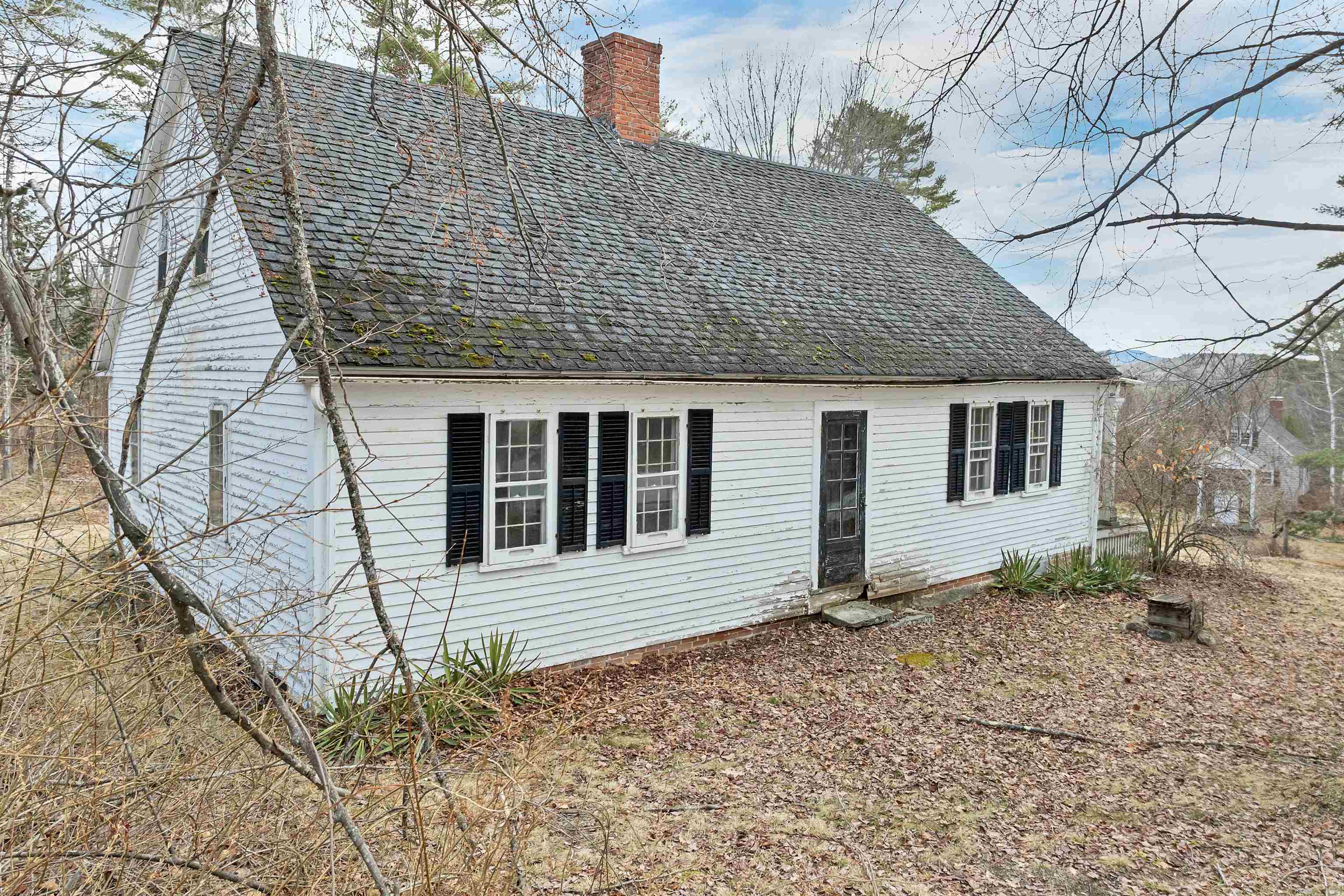 280 Chickville Rd, Ossipee, NH 03864