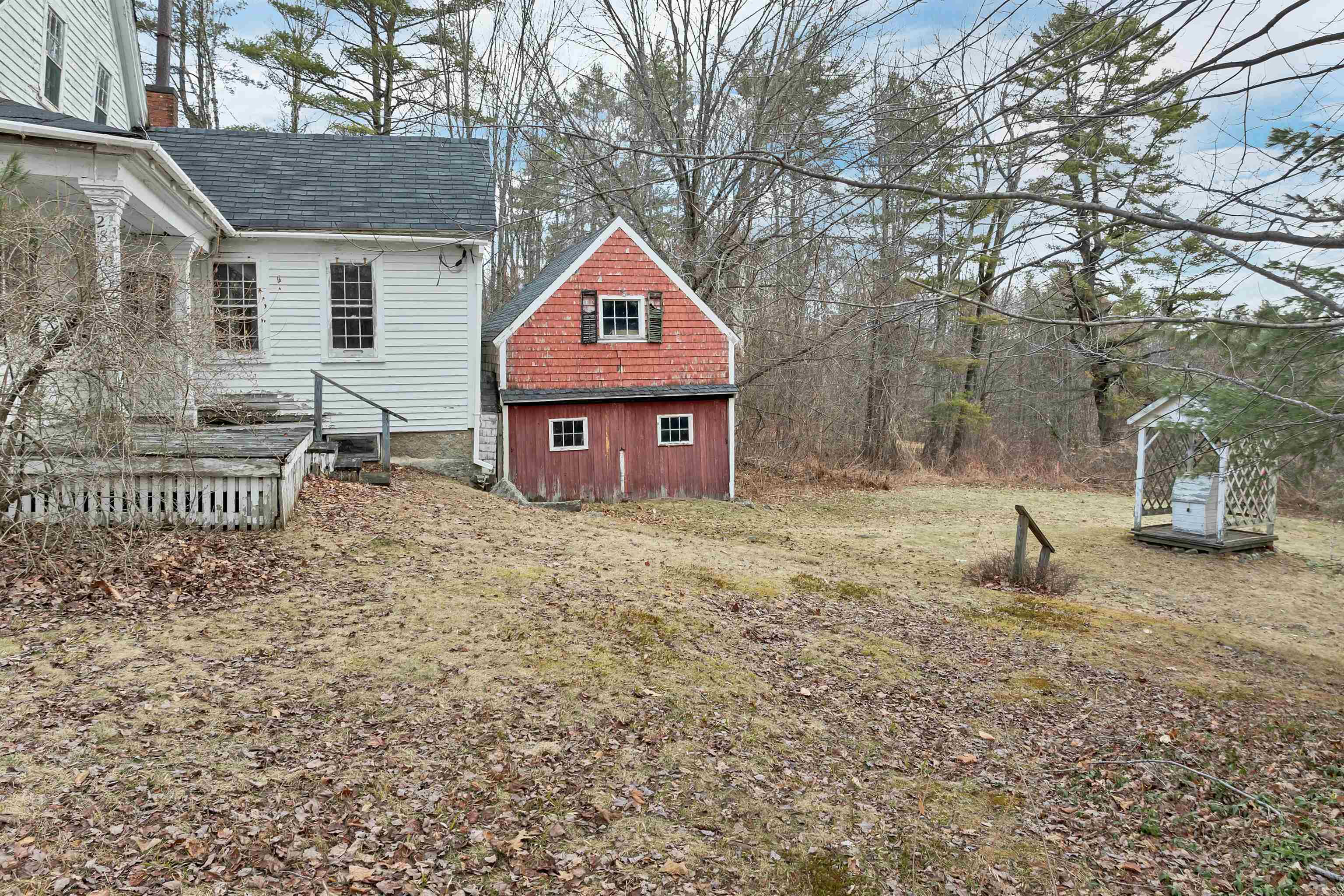280 Chickville Rd, Ossipee, NH 03864